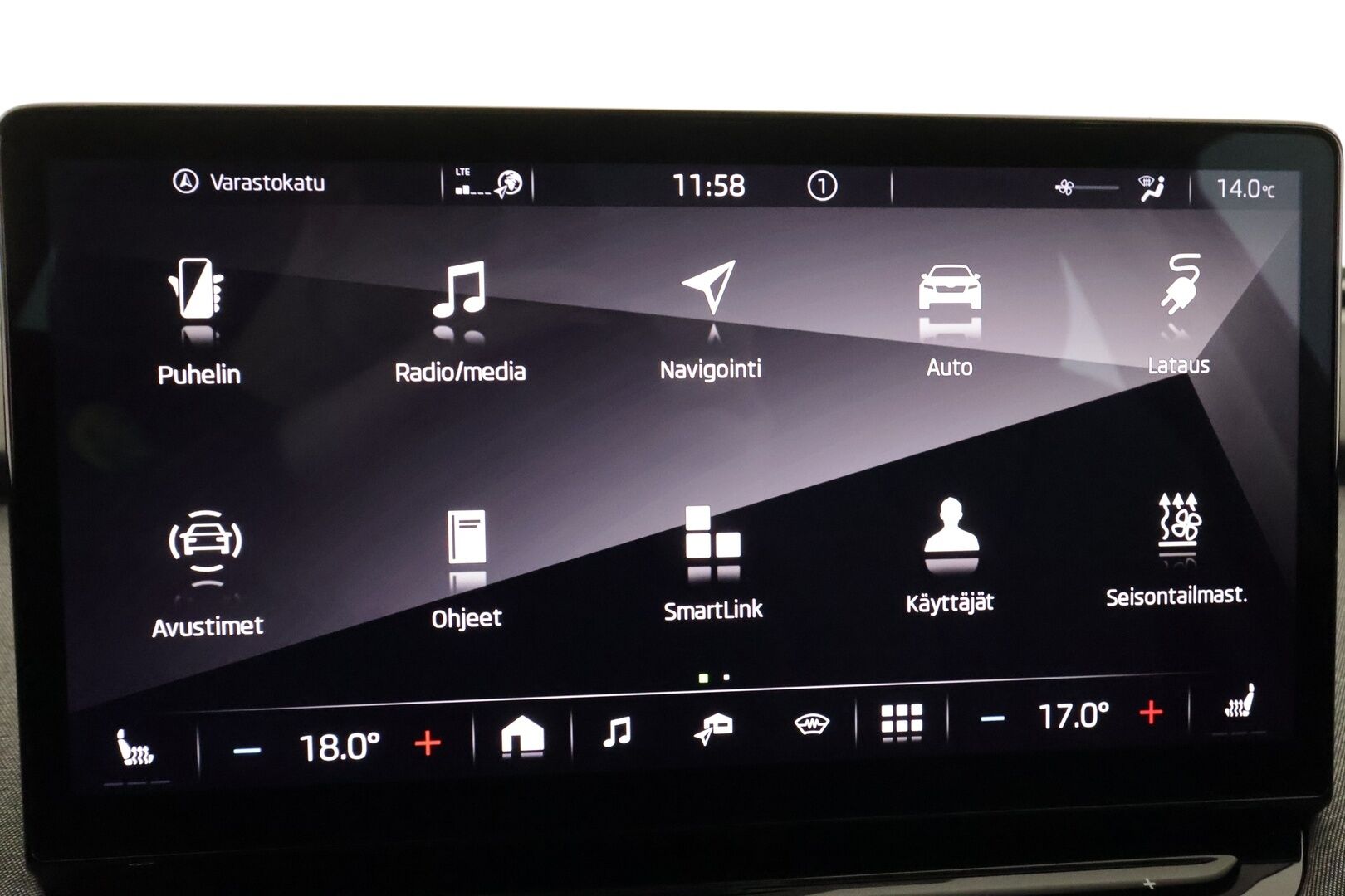 Skoda Enyaq 2023 80x 4x4 iV - | ACC | ILP | Muistipenkki | Matrix-LED | P.kamera | Puolinahat | Keyless | Travel Assist | Side Assist | 1-om suomiauto | 2x renkaat aluin | ALV | 
