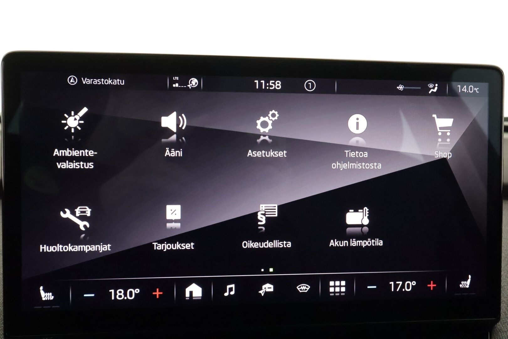 Skoda Enyaq 2023 80x 4x4 iV - | ACC | ILP | Muistipenkki | Matrix-LED | P.kamera | Puolinahat | Keyless | Travel Assist | Side Assist | 1-om suomiauto | 2x renkaat aluin | ALV | 