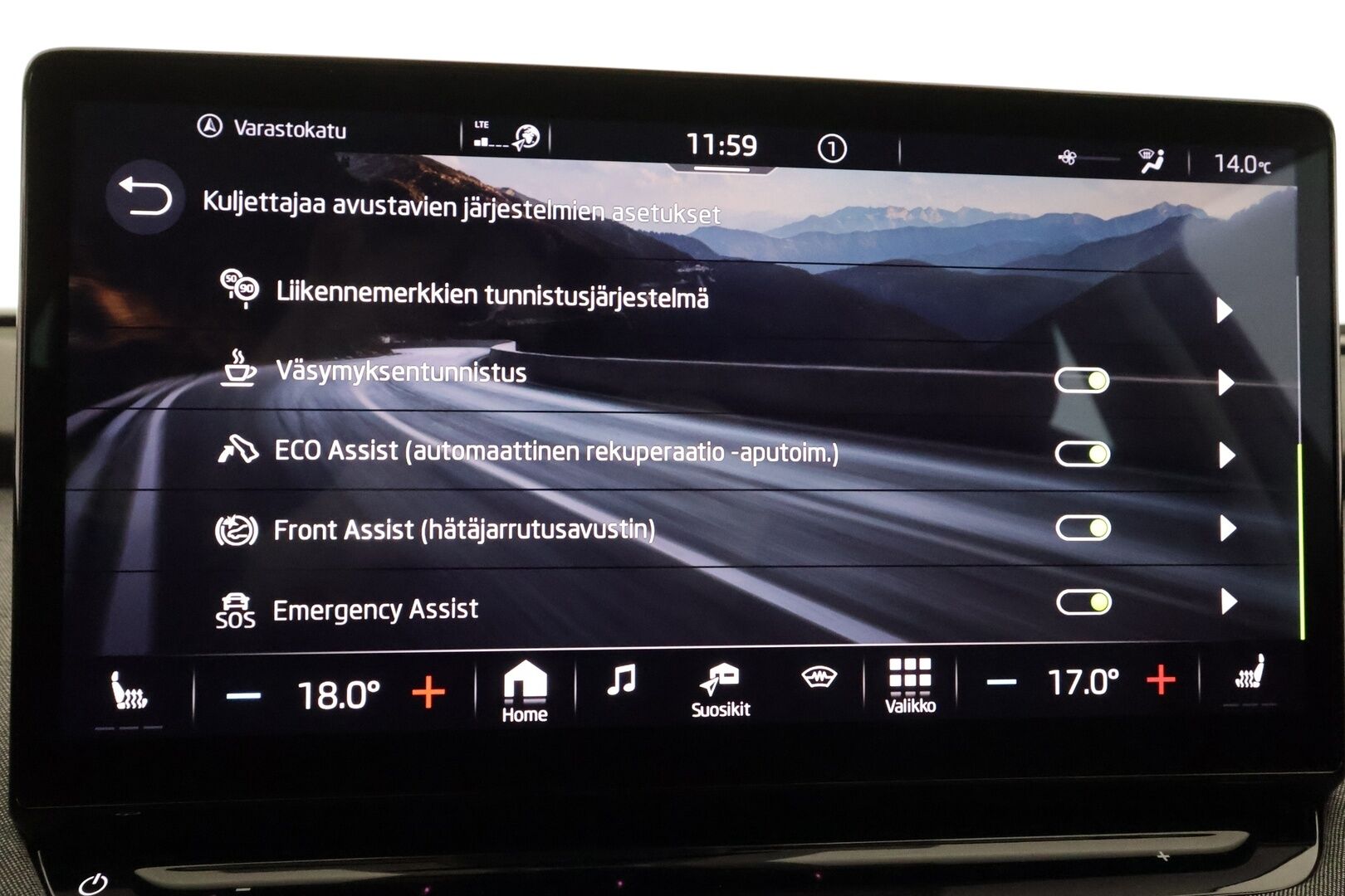 Skoda Enyaq 2023 80x 4x4 iV - | ACC | ILP | Muistipenkki | Matrix-LED | P.kamera | Puolinahat | Keyless | Travel Assist | Side Assist | 1-om suomiauto | 2x renkaat aluin | ALV | 