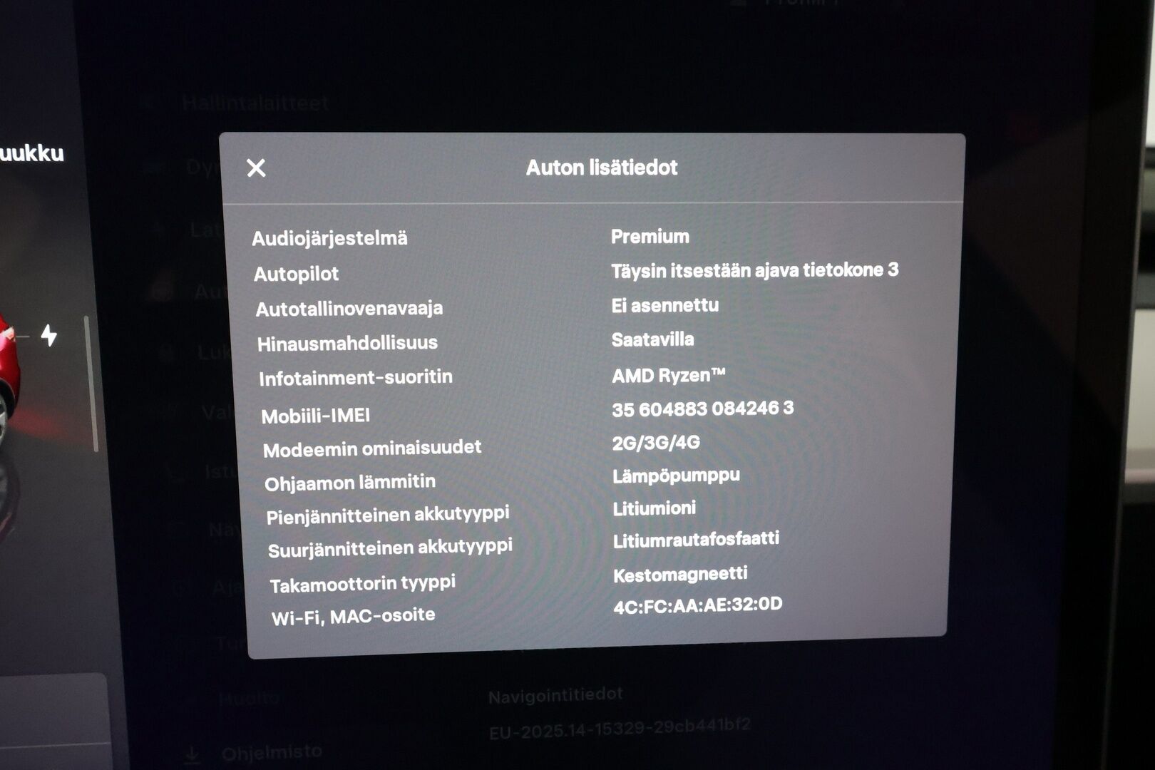 Tesla Model Y 2023 RWD *Cherry Red / Valkoinen sisusta / Koukku / Matrix LED / Lasikatto / AMD Ryzen / Autopilot* - 1. Omisteinen Suomi-Auto!