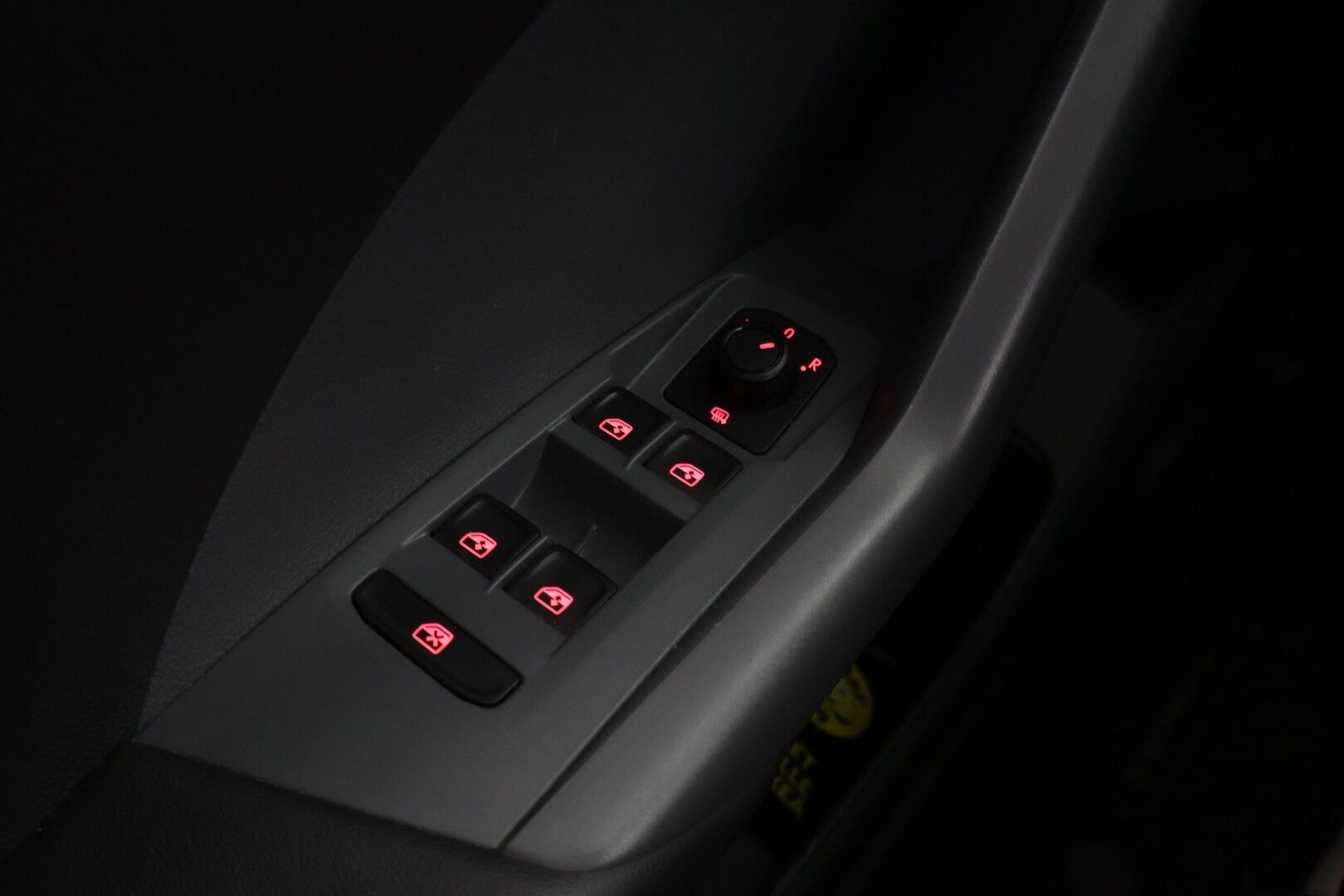 Volkswagen T-Cross 2019 Style 1,0 TSI 70 kW (95 hv) - Tutkat / Lohko / Bliss / Kaistavahti / 2x vanteet*