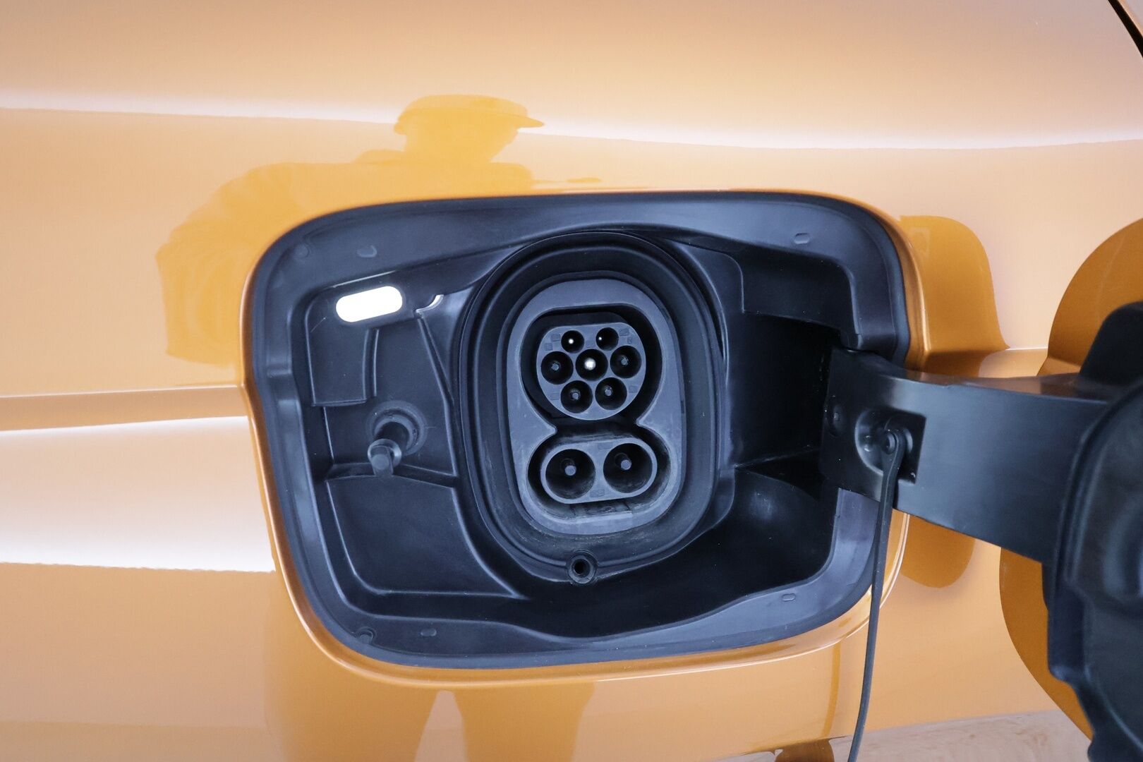 Skoda Enyaq 2024 Coupe 80 iV * ACC / P.kamera / Matrix LED / Koukku / ILP / Muistipenkki / Lasikatto / Puolinahat / KeylessGo / Sähköluukku * - 1.Om Suomi-auto / Akku kuntotarkastettu / Kahdet renkaat aluvanteilla 