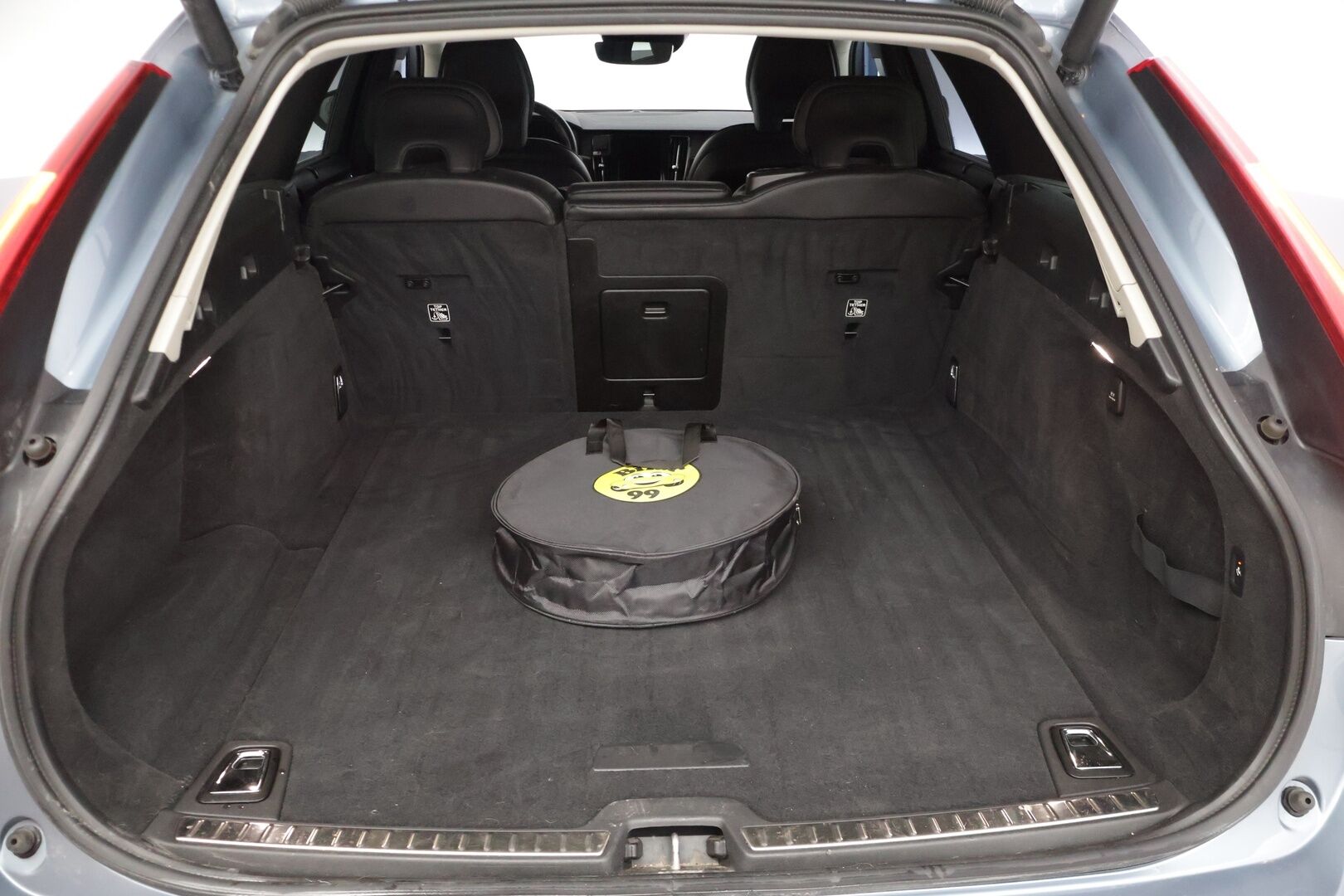 Volvo V90 2020 T8 TwE AWD Inscription aut * HUD / 360-Kamera / Webasto / Adapt. Vakkari / Koukku * - *Jakopää tehty 2025! / Todella hyvin varusteltu yksilö!