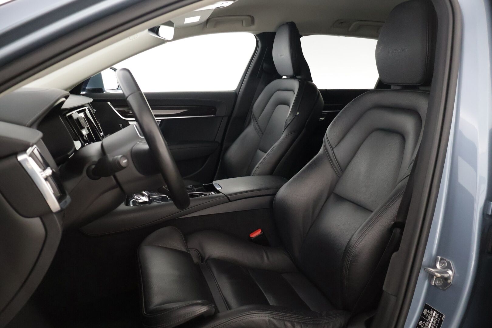 Volvo V90 2020 T8 TwE AWD Inscription aut * HUD / 360-Kamera / Webasto / Adapt. Vakkari / Koukku * - *Jakopää tehty 2025! / Todella hyvin varusteltu yksilö!