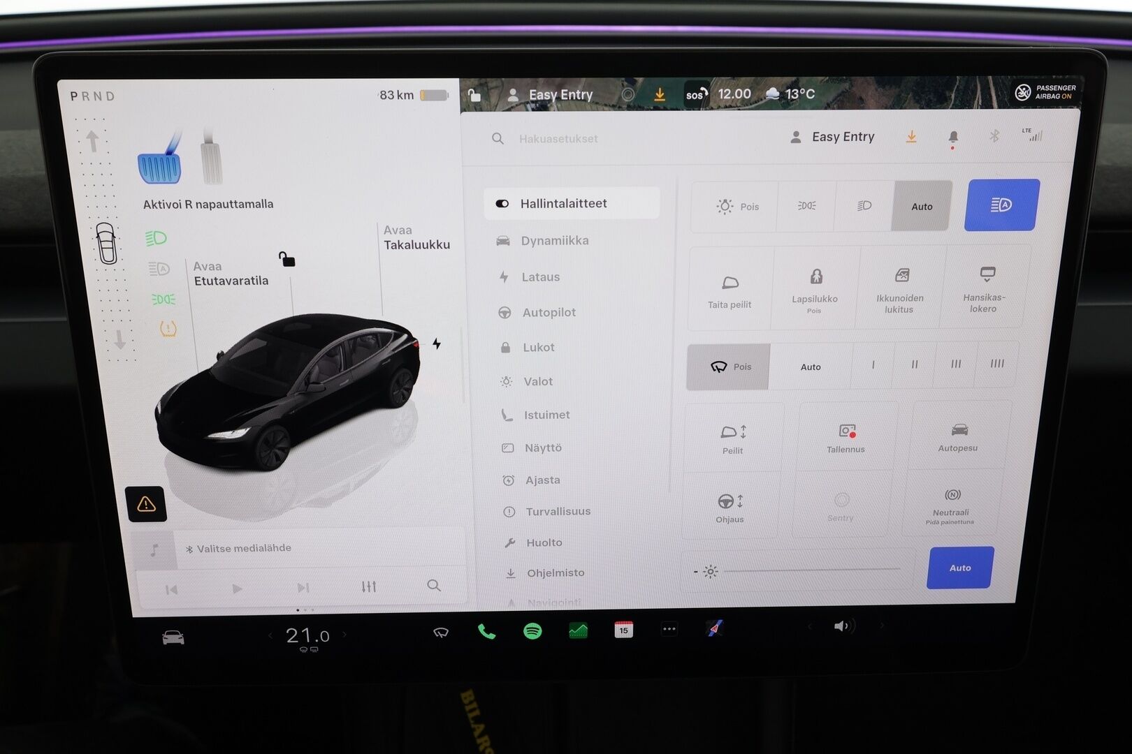 Tesla Model 3 2024 Long Range AWD Highland * Koukku / ILP / ACC / Matrix-LED / P.Kamera / Lasikatto / Premium Audio / Muistipenkki * - 1-om Suomi-auto / 2x Latauskaapelit / Kahdet renkaat - HULLUT JOULUT KORKOTARJOUS 2,49% 