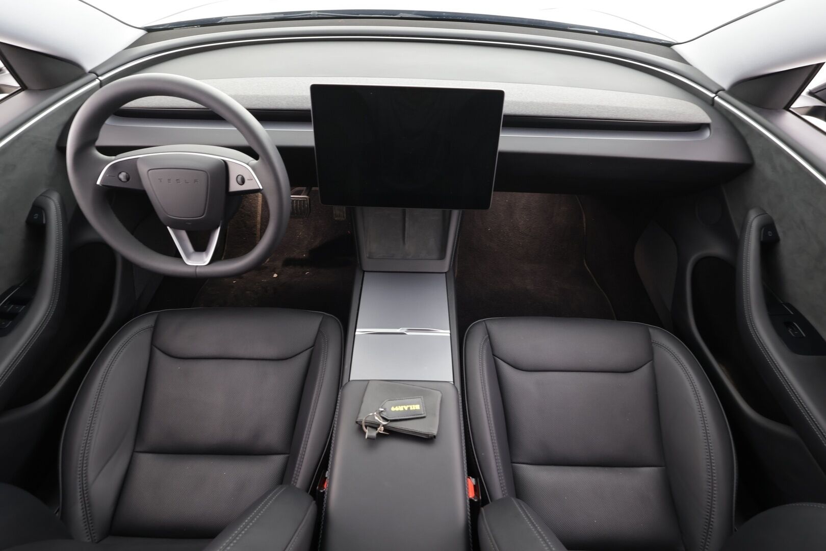 Tesla Model 3 2024 Long Range AWD Highland * Koukku / ILP / ACC / Matrix-LED / P.Kamera / Lasikatto / Premium Audio / Muistipenkki * - 1-om Suomi-auto / 2x Latauskaapelit / Kahdet renkaat - HULLUT JOULUT KORKOTARJOUS 2,49% 