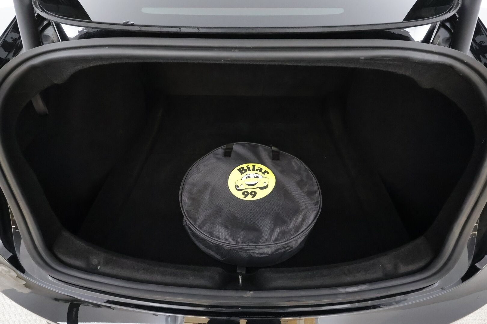 Tesla Model 3 2024 Long Range AWD Highland * Koukku / ILP / ACC / Matrix-LED / P.Kamera / Lasikatto / Premium Audio / Muistipenkki * - 1-om Suomi-auto / 2x Latauskaapelit / Kahdet renkaat - HULLUT JOULUT KORKOTARJOUS 2,49% 