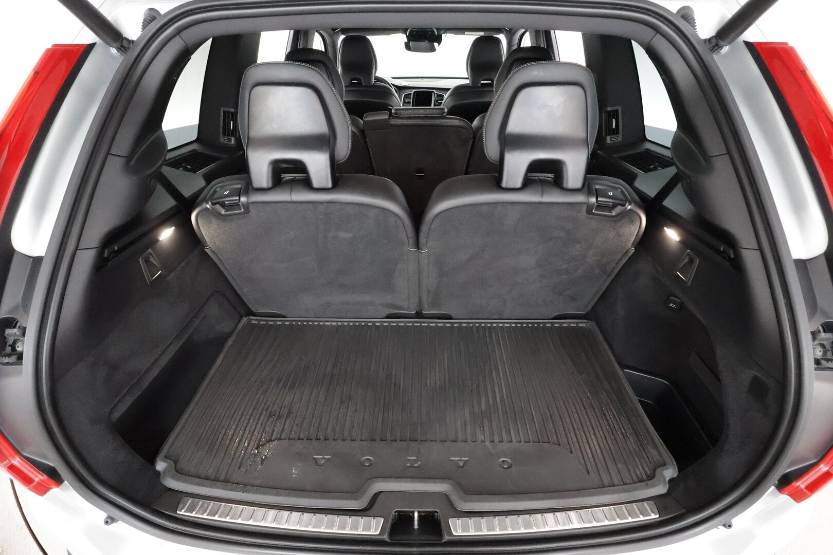 Volvo XC90 2022 T8 AWD Long Range High Performance R-Design aut 7-P - | ACC | Webasto | 360-kamera | Full-LED | Muistipenkit | HUD | Panorma | H/K | Puolinahat sporttipenkit | Kahdet Renkaat | Merkkihuollettu |