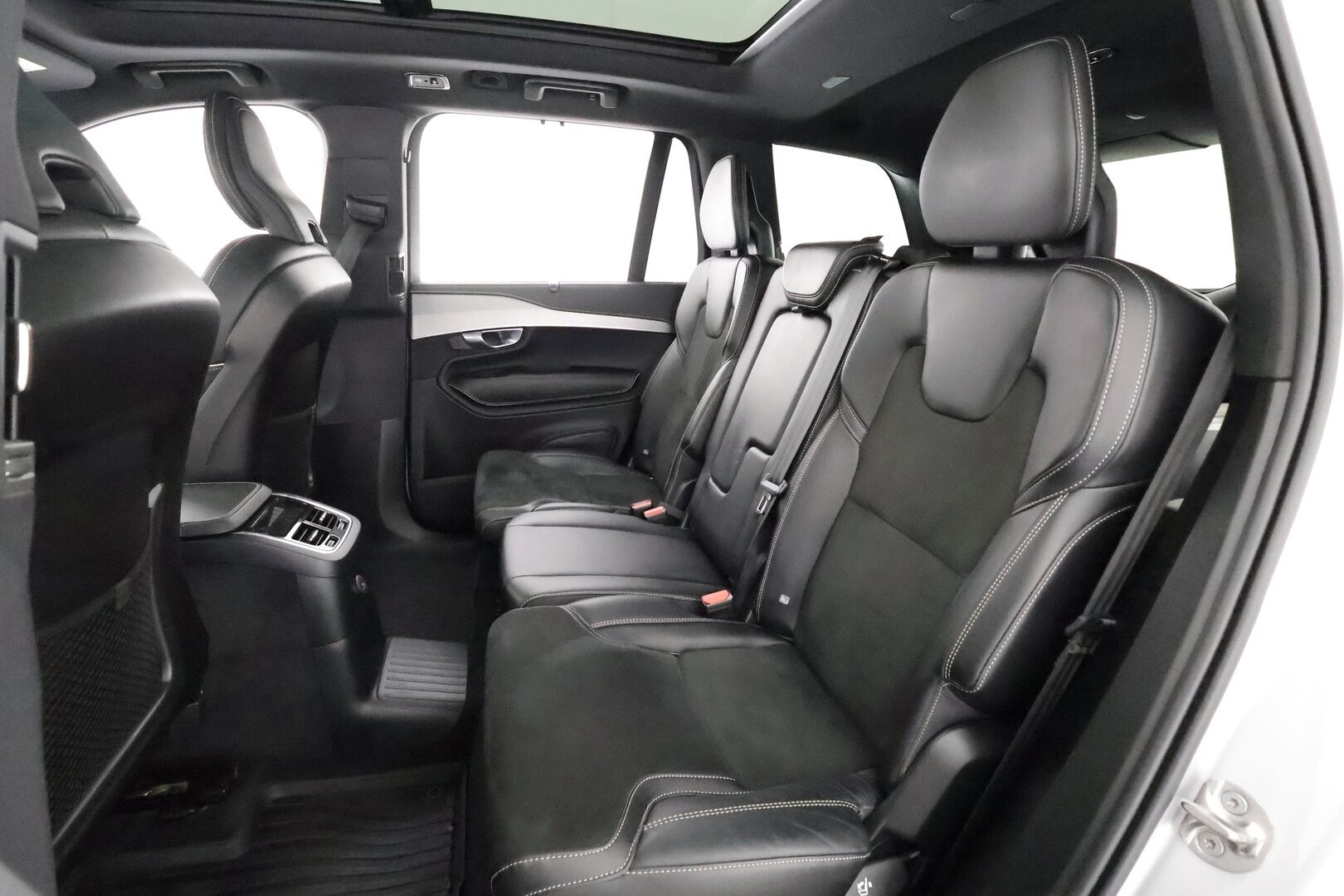 Volvo XC90 2022 T8 AWD Long Range High Performance R-Design aut 7-P - | ACC | Webasto | 360-kamera | Full-LED | Muistipenkit | HUD | Panorma | H/K | Puolinahat sporttipenkit | Kahdet Renkaat | Merkkihuollettu |