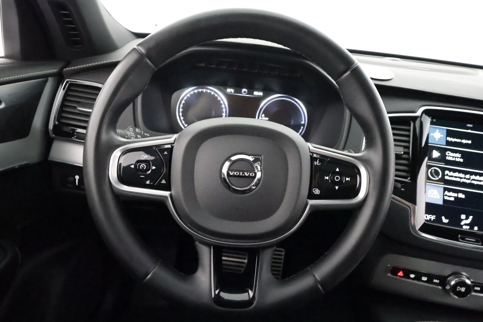 Volvo XC90 2022 T8 AWD Long Range High Performance R-Design aut 7-P - | ACC | Webasto | 360-kamera | Full-LED | Muistipenkit | HUD | Panorma | H/K | Puolinahat sporttipenkit | Kahdet Renkaat | Merkkihuollettu |