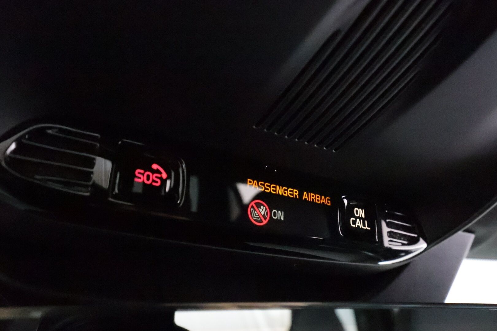 Volvo XC90 2022 T8 AWD Long Range High Performance R-Design aut **H&K / Panorama / HUD / ACC / Full-LED / 360° / Sportpenkit Muistilla** - Juuri tullut Helsinkiin! / Akku kuntotarkastettu / Kahdet Renkaat / Merkkihuollettu - HULLUT JOULUT KORKOTARJOUS 2,49% 