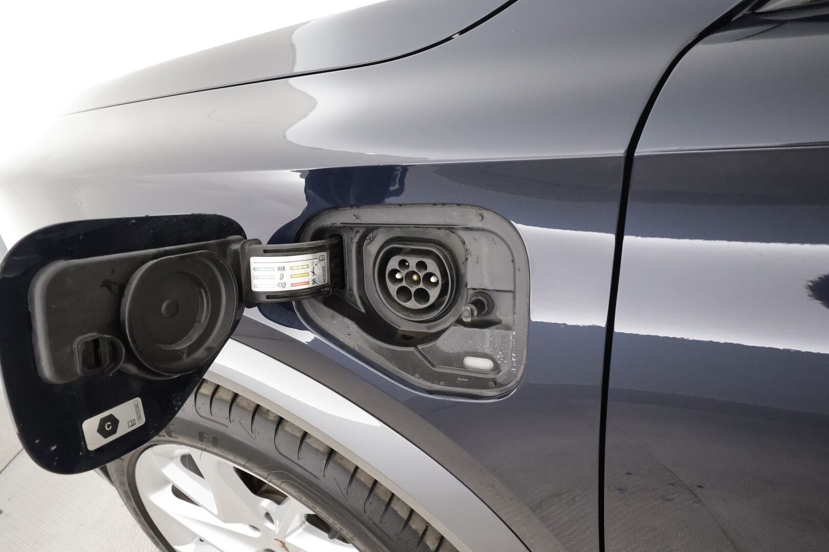 Cupra Formentor 2022 1.4 PHEV 150 kW e-HYBRID DSG - | ACC | LED | P.Kamera | Puolinahat | Ratinlämmitys | Digimittaristo | keyless | Apple&Android | Kahdet Renkaat | Koti & Kauppalaturi |