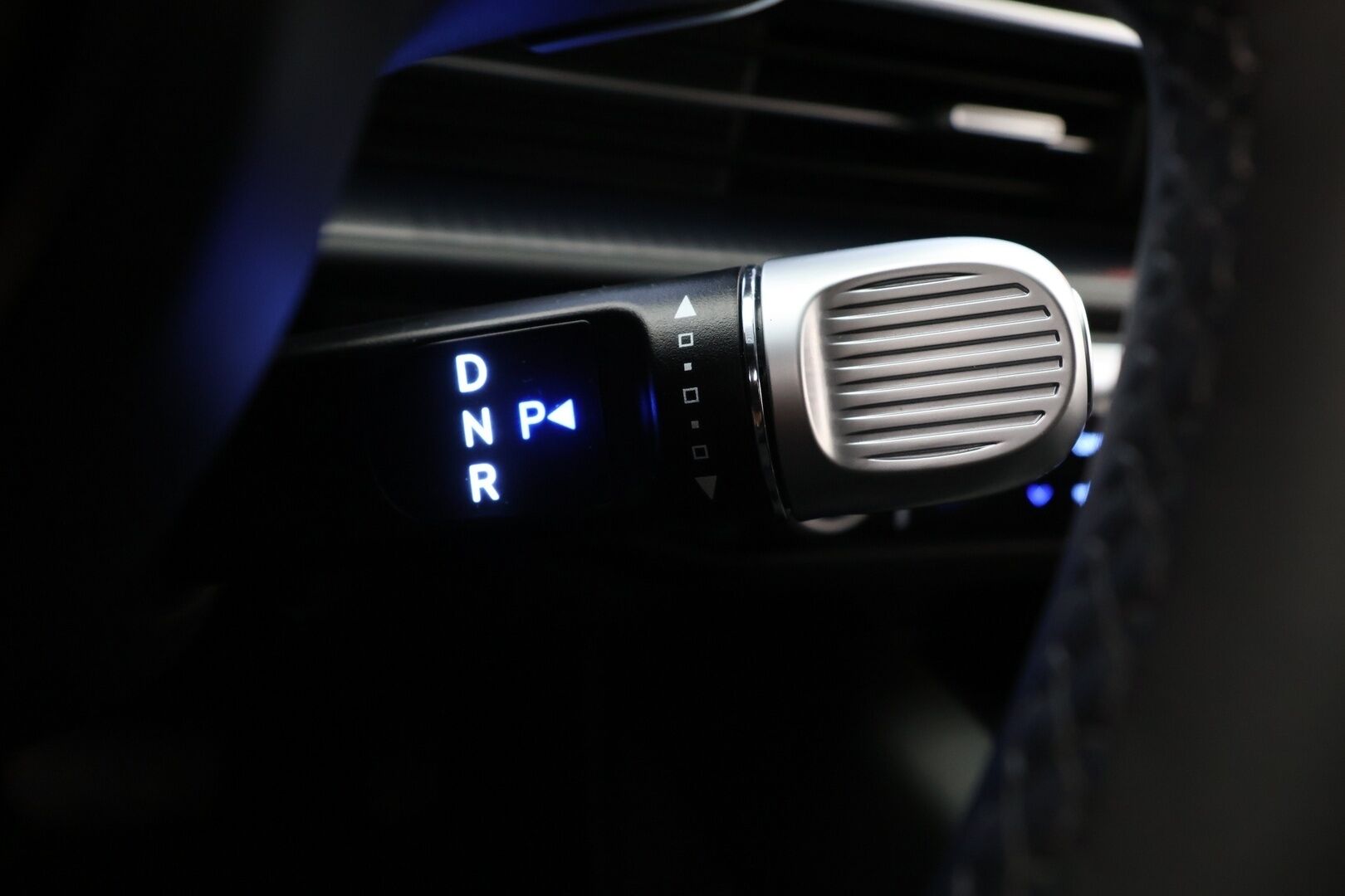 HYUNDAI IONIQ 6 2023 53kWh RWD - Adapt.Vakkari | Peruutuskamera | Lane Assist | Sähköluukku | KeylessGo | Apple&Android | Kahdet renkaat vanteineen