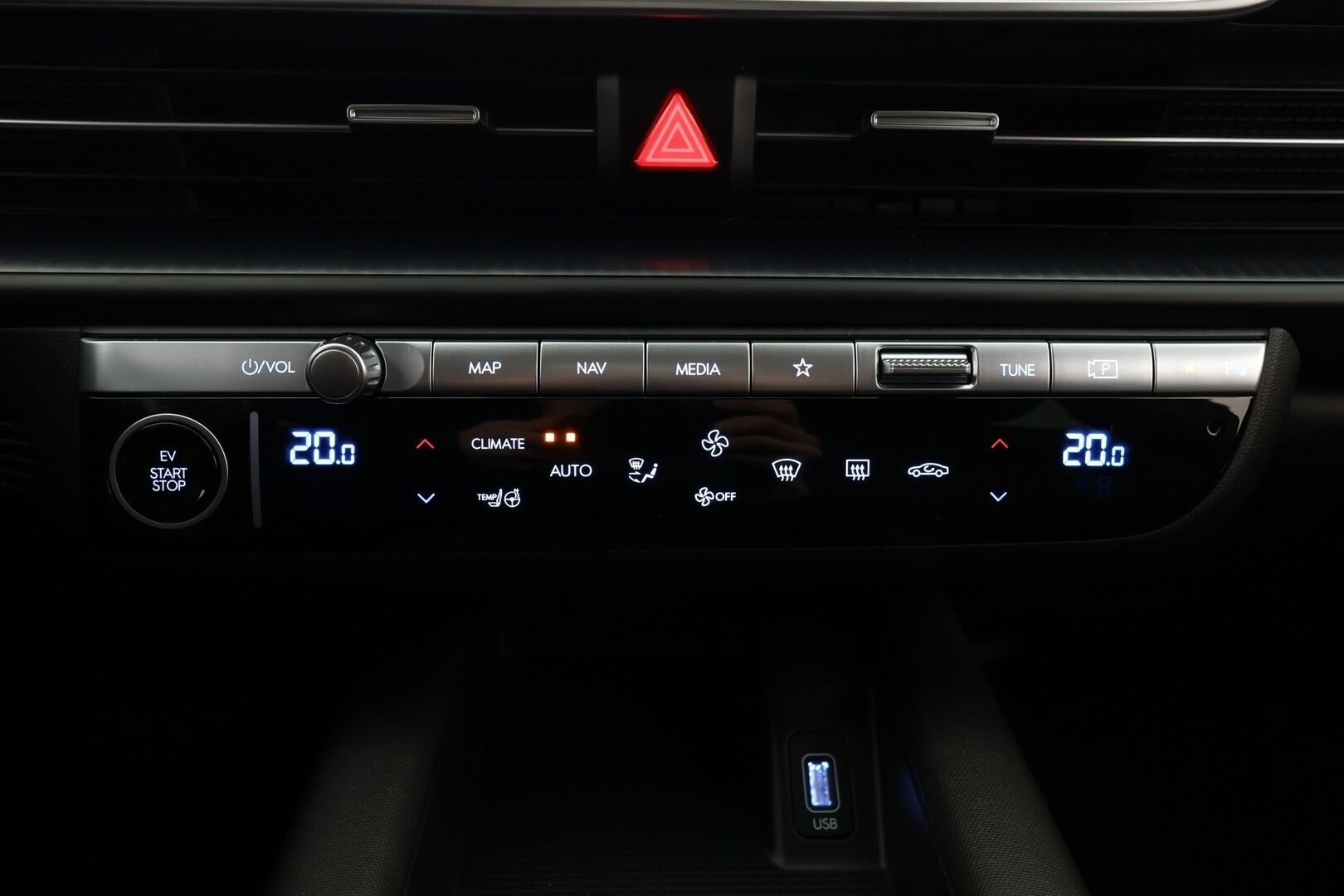 HYUNDAI IONIQ 6 2023 53kWh RWD - Adapt.Vakkari | Peruutuskamera | Lane Assist | Sähköluukku | KeylessGo | Apple&Android | Kahdet renkaat vanteineen