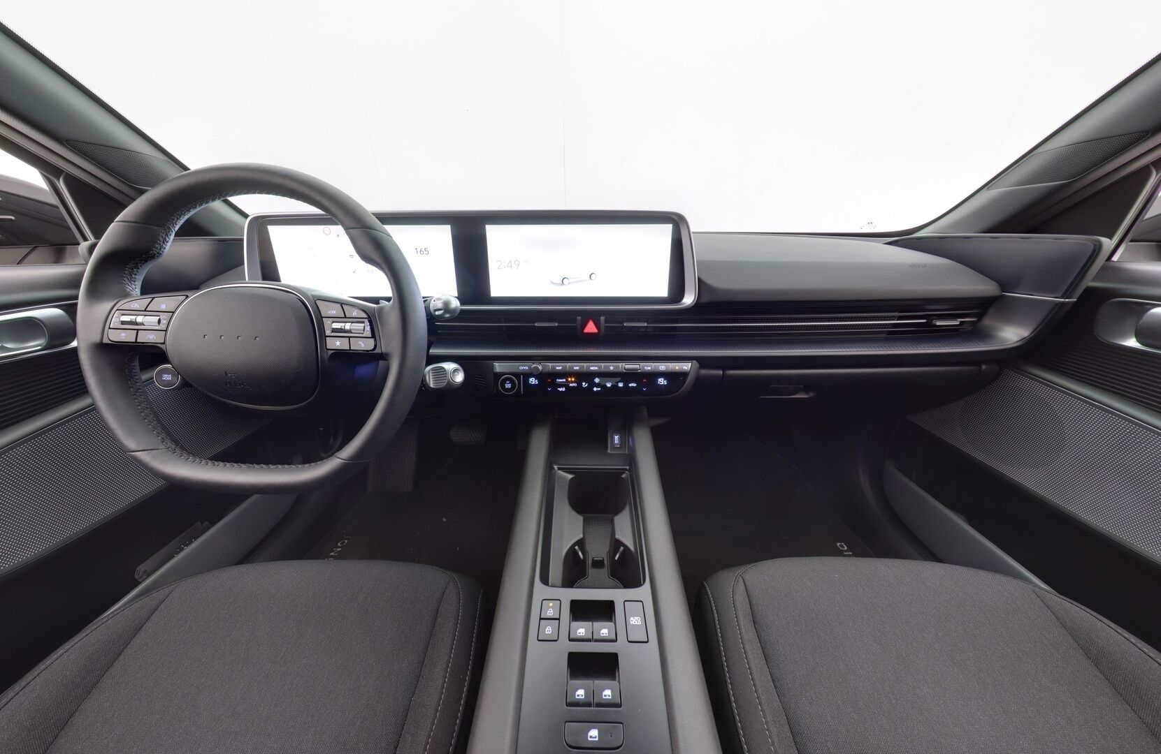 HYUNDAI IONIQ 6 2023 53kWh RWD - Adapt.Vakkari | Peruutuskamera | Lane Assist | Sähköluukku | KeylessGo | Apple&Android | Kahdet renkaat vanteineen