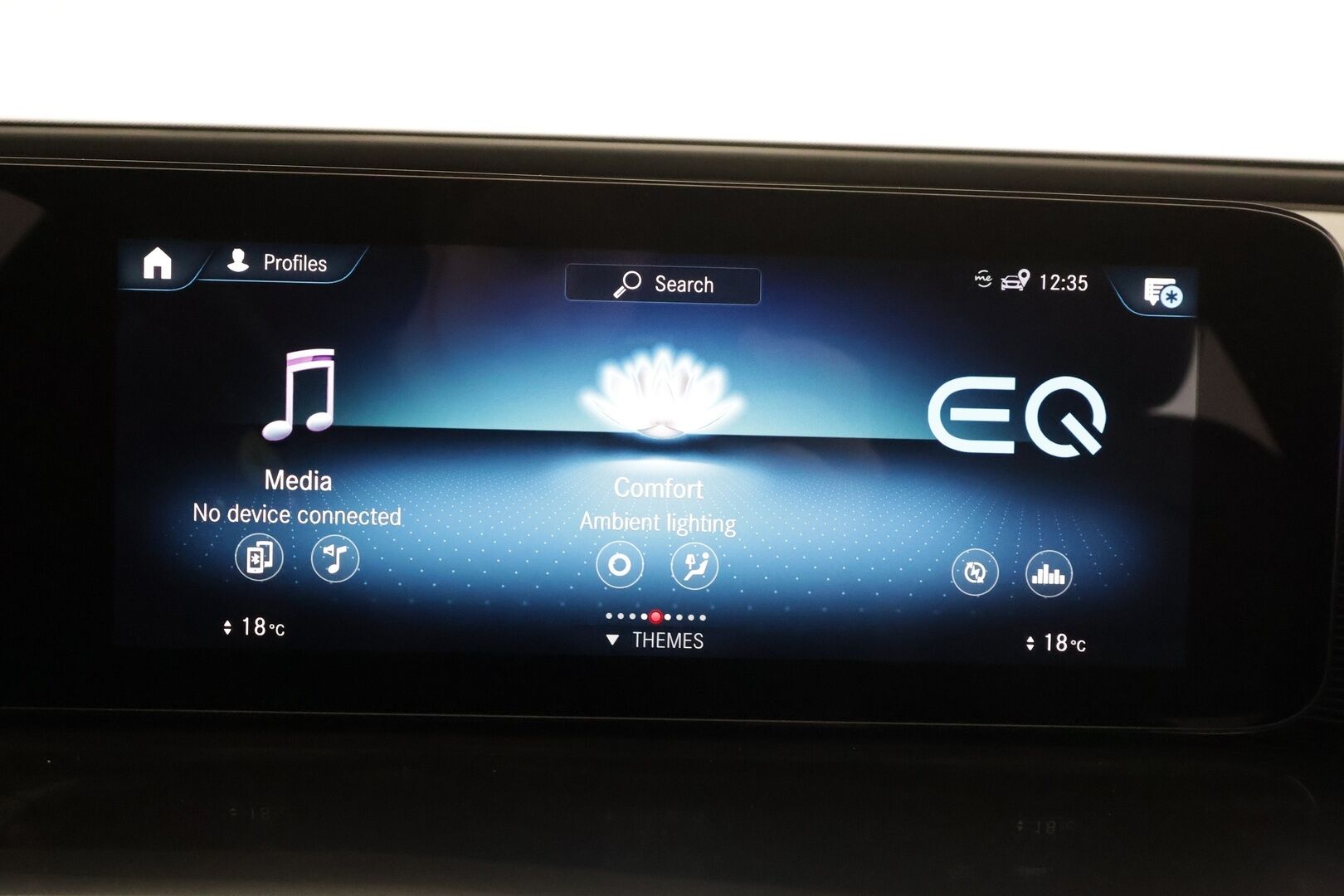 MERCEDES-BENZ EQC 2022 400 4Matic * Distronic+ / 360° / DTR+Q / Koukku / Multibeam / Navi / Midline / KeylessGo / Sporttinahat * - Akku kuntotarkastettu