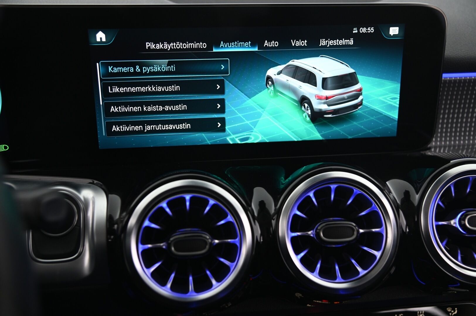 MERCEDES-BENZ EQB 2023 300 4MATIC Business - 3,99 % KORKOTARJOUS TÄHÄN AUTOON - DTR+/ Peruutuskamera / DC-lataus / Hierovat etupenkit / 