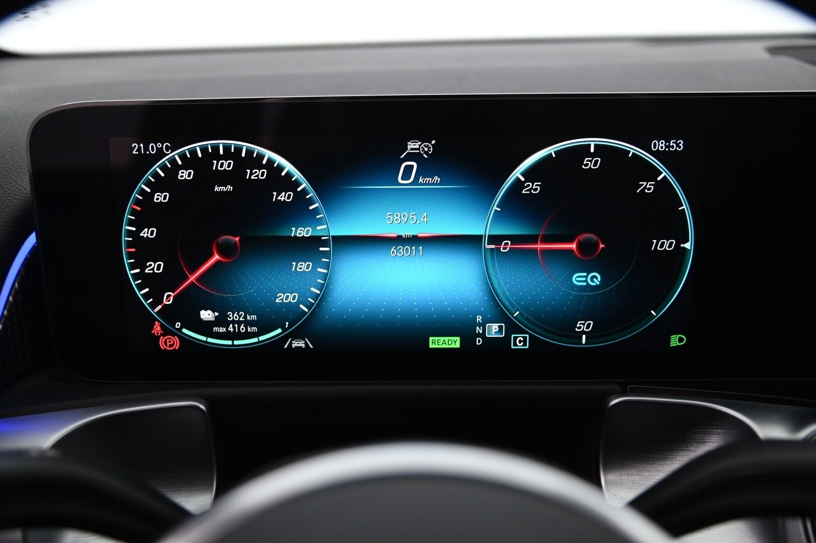 MERCEDES-BENZ EQB 2023 300 4MATIC Business - 3,99 % KORKOTARJOUS TÄHÄN AUTOON - DTR+/ Peruutuskamera / DC-lataus / Hierovat etupenkit / 