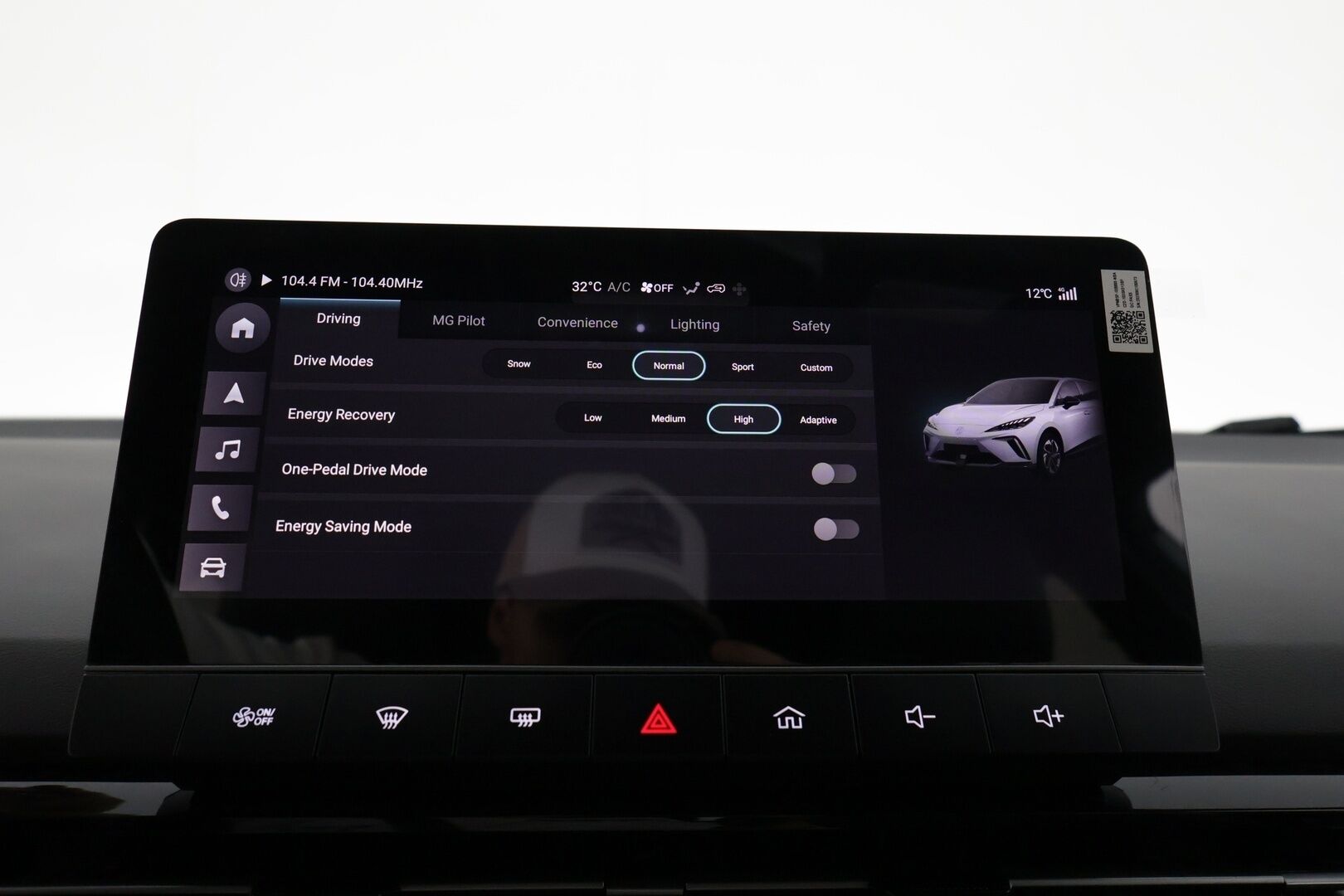 MG MG4 2024 X-Power Lämpöpumppu / 360° Kamera / Adapt. Vakkari / Kaistavahti / LED-valot / Apple&Android / Nahka-alcantara / - Uutta vastaava neliveto / Pitkä range / Huippu varusteet