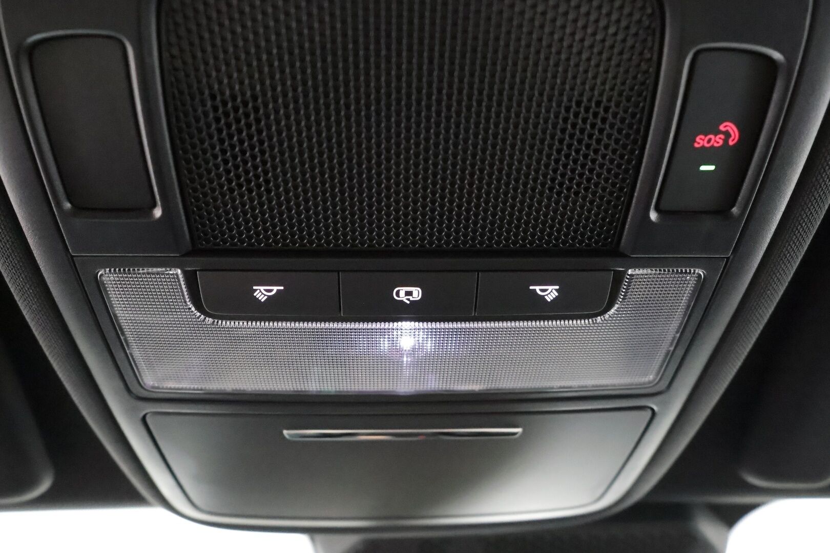 MG MG4 2024 X-Power Lämpöpumppu / 360° Kamera / Adapt. Vakkari / Kaistavahti / LED-valot / Apple&Android / Nahka-alcantara / - Uutta vastaava neliveto / Pitkä range / Huippu varusteet