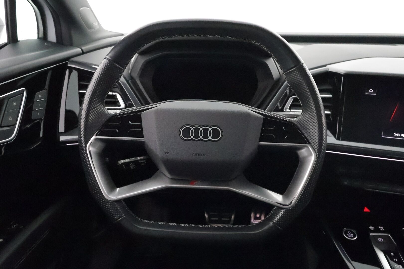 AUDI Q4 E-TRON 2022 50 e-tron quattro Sportback S Line - 3,99 % KORKOTARJOUS TÄHÄN AUTOON - Adapt.Vakkari / Sonos Audio / Matrix LED / HUD / Vetokoukku / Peruutuskamera / Nahka-Alcantara / Panoraama / Supervarusteet!