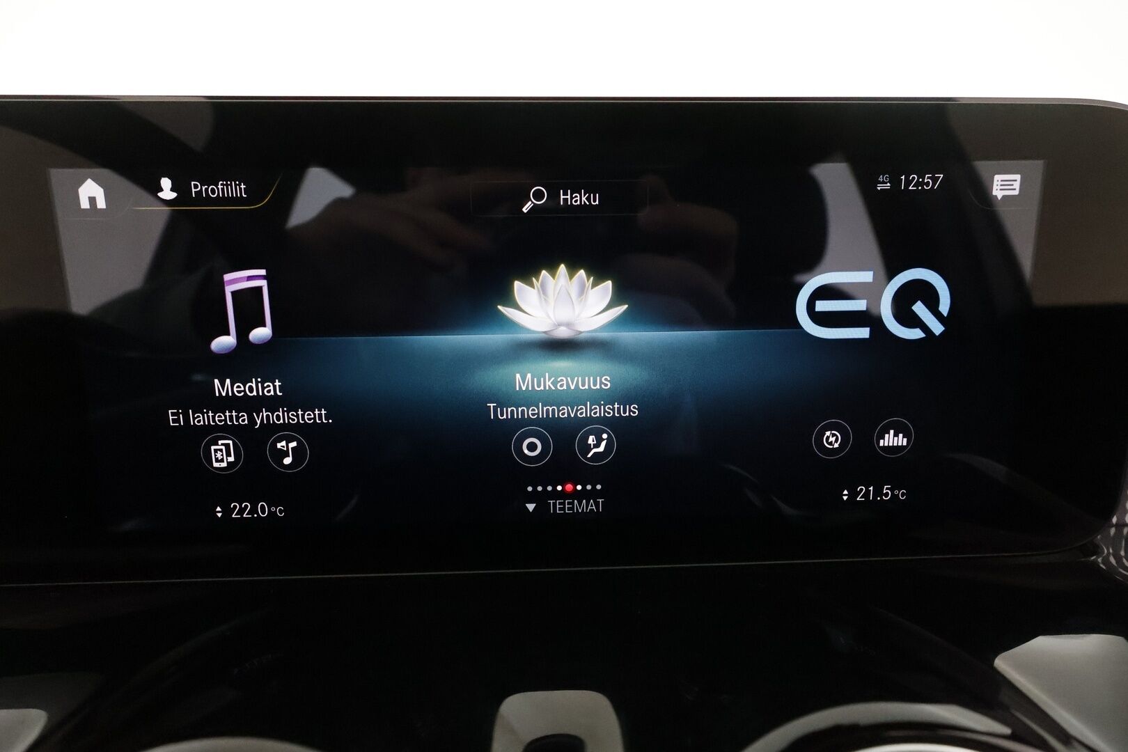MERCEDES-BENZ EQB 2022 300 4Matic AMG **Distronic+ / 'Panorama / Widescreen / Muistipenkki / P.kamera / Keyless / Apple&Android / 2x vanteet** - 3,99 % KORKOTARJOUS TÄHÄN AUTOON - 