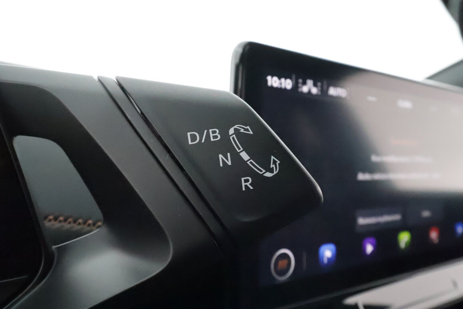 CUPRA BORN 2024 150kW 62kWh ** Adapt.vakkari / Hierovat sportti penkit / Lämpöpumppu / 360 kamera / Apple&Android / HUD / Nahka-alcantara verhoilu / Akku kuntotarkastettu - 3,99 % KORKOTARJOUS TÄHÄN AUTOON - 
