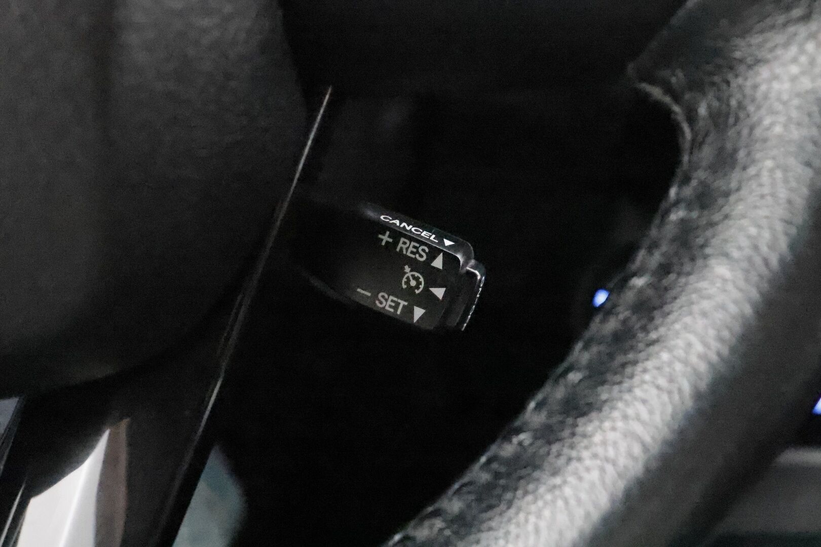 TOYOTA HILUX 2019 Double Cab 4WD 2,4D Ultimate - 3,99 % KORKOTARJOUS TÄHÄN AUTOON - Super hieno! / Nahkapenkit / P-kamera / Kaistavahti / Vakkari / LED-valot / Koukku / Aut. Ilmastointi