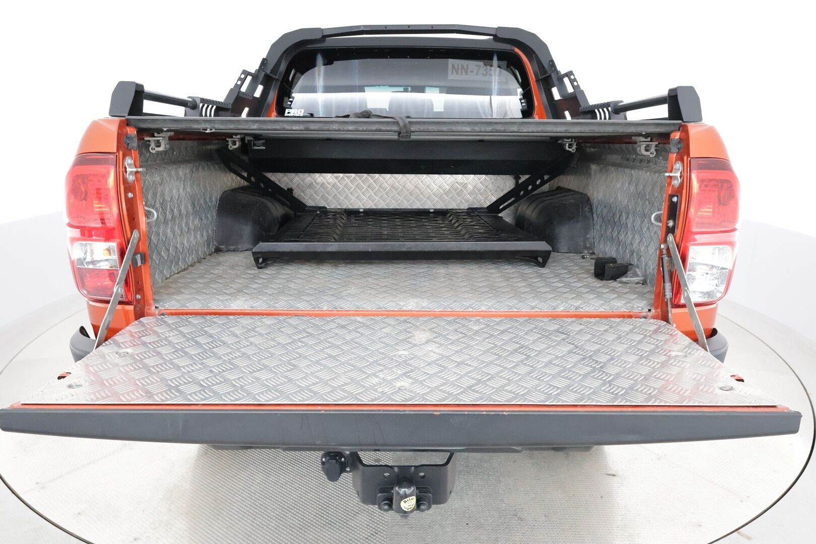 TOYOTA HILUX 2019 Double Cab 4WD 2,4D Ultimate - 3,99 % KORKOTARJOUS TÄHÄN AUTOON - Super hieno! / Nahkapenkit / P-kamera / Kaistavahti / Vakkari / LED-valot / Koukku / Aut. Ilmastointi