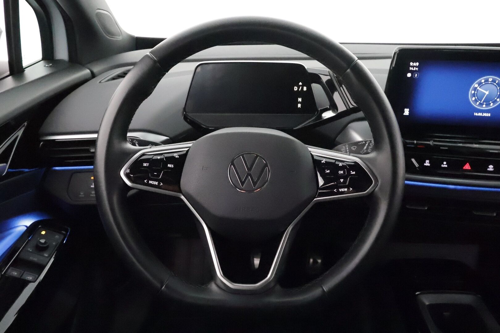 VOLKSWAGEN ID.4 2023 Pro 128kW *Lämpöpumppu / Koukku / ACC / Tutkat / LED-valot / Kaistavahti / Digimittaristo / Navi* - Lämpöpumppu / Adapt.Vak. / Koukku / Digimittaristo / Navi / P.Tutkat