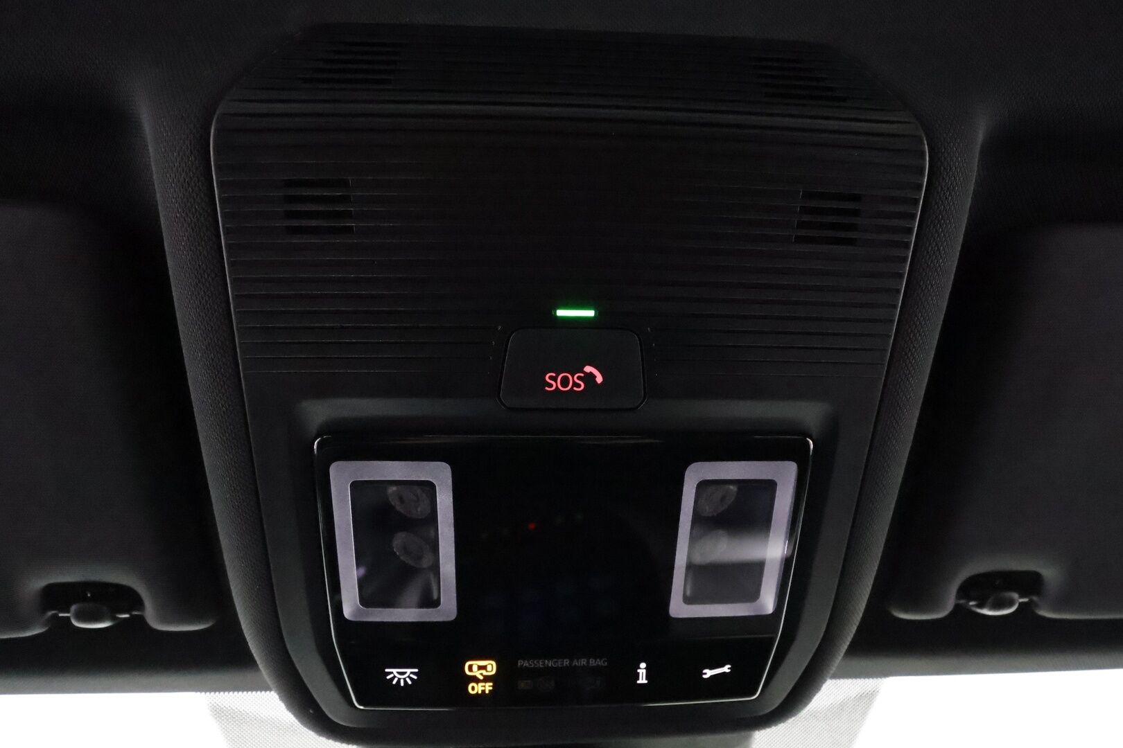 VOLKSWAGEN ID.4 2023 Pro 128kW *Lämpöpumppu / Koukku / ACC / Tutkat / LED-valot / Kaistavahti / Digimittaristo / Navi* - Lämpöpumppu / Adapt.Vak. / Koukku / Digimittaristo / Navi / P.Tutkat