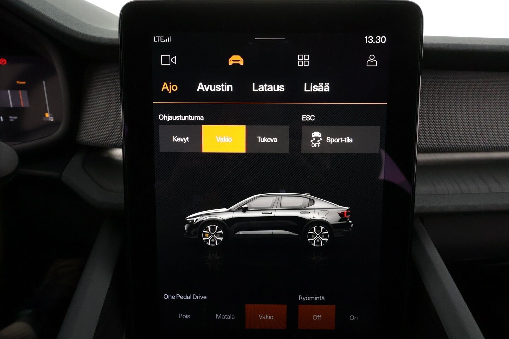 Polestar 2 2021 Long Range Dual Motor Performance, 300kW, 78kWh * Pilot&Plus / H&K / Koukku / ILP / ACC / Pixel-LED / 360° / Sportpenkki Muistilla * - Akku kuntotarkastettu SoH 94% / 2x Latauskaapelit / Kahdet renkaat