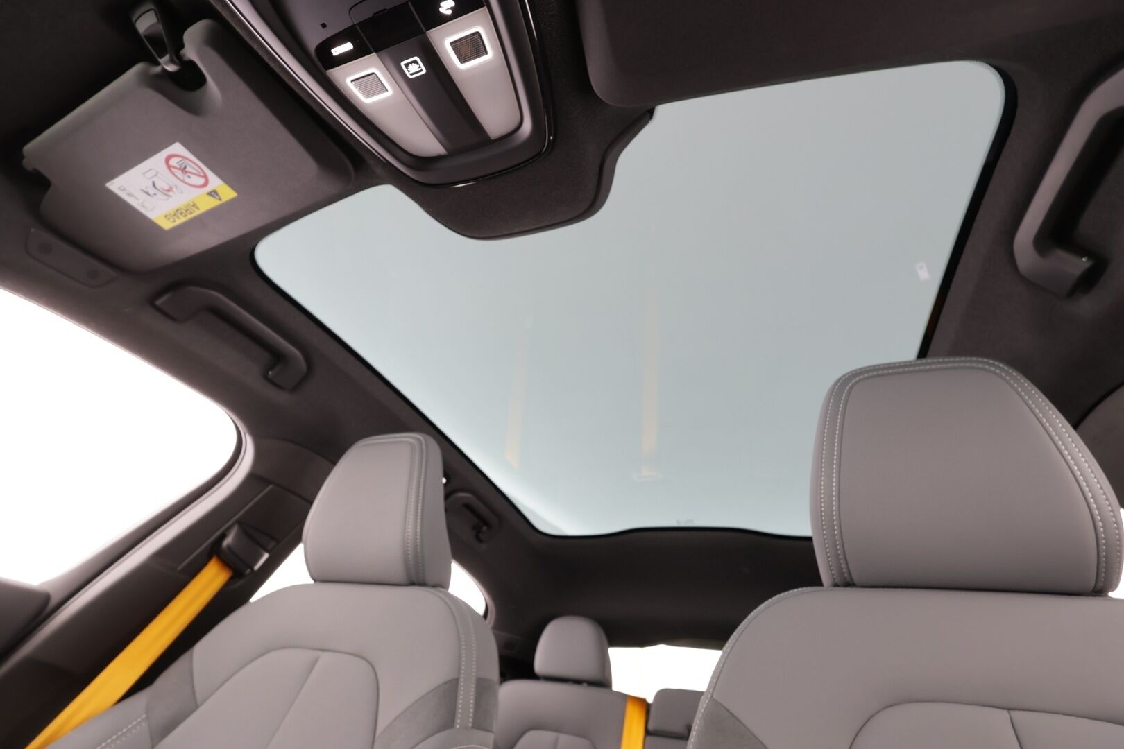 Polestar 2 2021 Long Range Dual Motor Performance, 300kW, 78kWh * Pilot&Plus / H&K / Koukku / ILP / ACC / Pixel-LED / 360° / Sportpenkki Muistilla * - Akku kuntotarkastettu SoH 94% / 2x Latauskaapelit / Kahdet renkaat