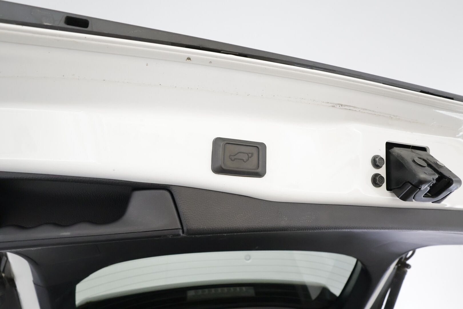Toyota RAV4 2019 2,5 Hybrid AWD-i Premium - | ACC | Webasto | Koukku | Muistipenkki | LED | P.Kamera | Nahat | Ratinlämmitys | Apple&Android | Kahdet Renkaat |