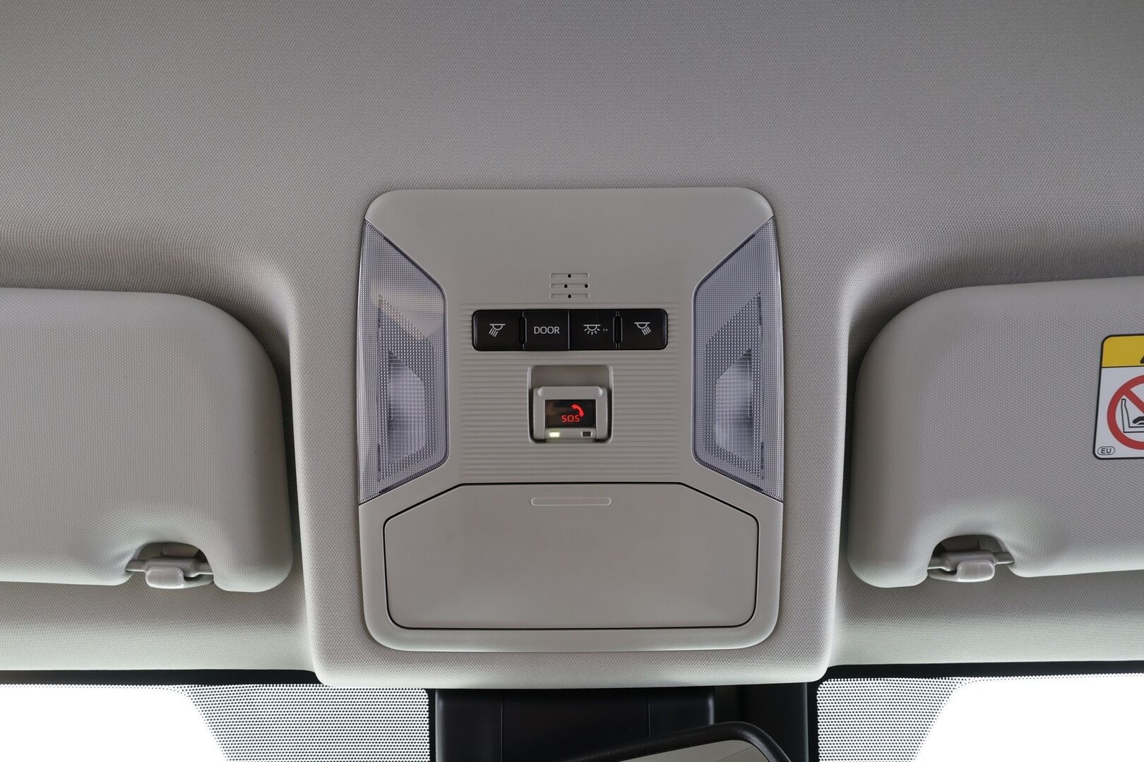 Toyota RAV4 2019 2,5 Hybrid AWD-i Premium - | ACC | Webasto | Koukku | Muistipenkki | LED | P.Kamera | Nahat | Ratinlämmitys | Apple&Android | Kahdet Renkaat |