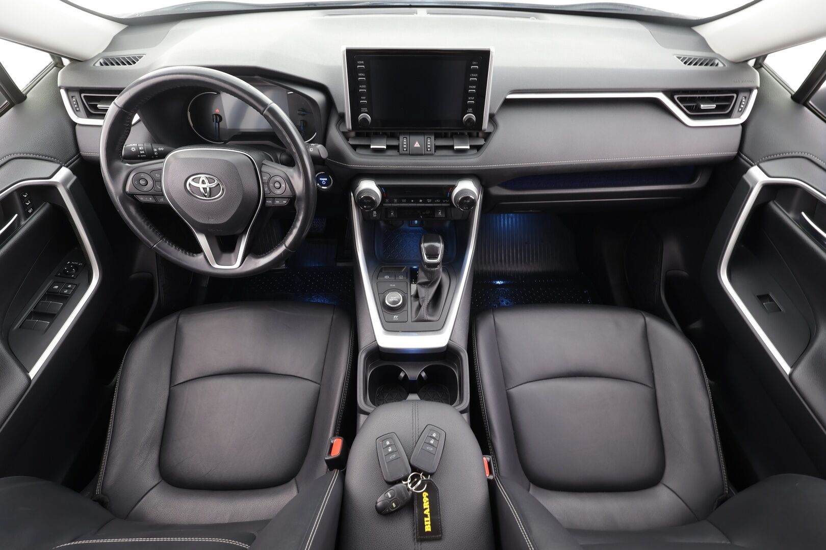 Toyota RAV4 2019 2,5 Hybrid AWD-i Premium - | ACC | Webasto | Koukku | Muistipenkki | LED | P.Kamera | Nahat | Ratinlämmitys | Apple&Android | Kahdet Renkaat |