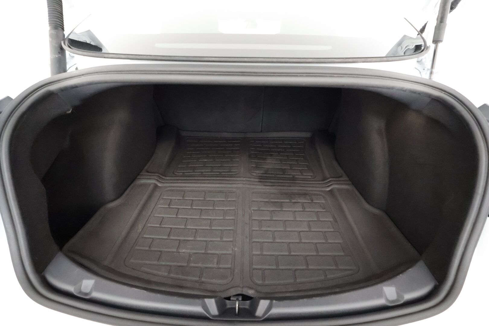 Tesla Model 3 2023 Standard Range Plus RWD - | ILP | Koukku | Lasikatto | ACC | Matrix-LED | P.Kamera | Muistipenkki | Premium Audio | Navi | Kaistavahti | Keyless |