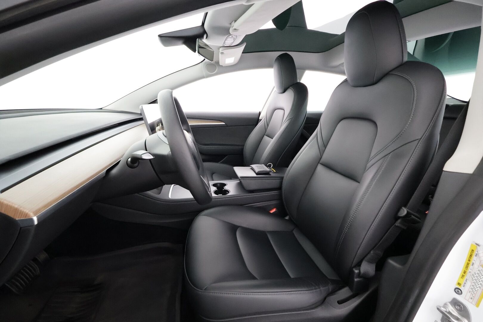 Tesla Model 3 2023 Standard Range Plus RWD - | ILP | Koukku | Lasikatto | ACC | Matrix-LED | P.Kamera | Muistipenkki | Premium Audio | Navi | Kaistavahti | Keyless |