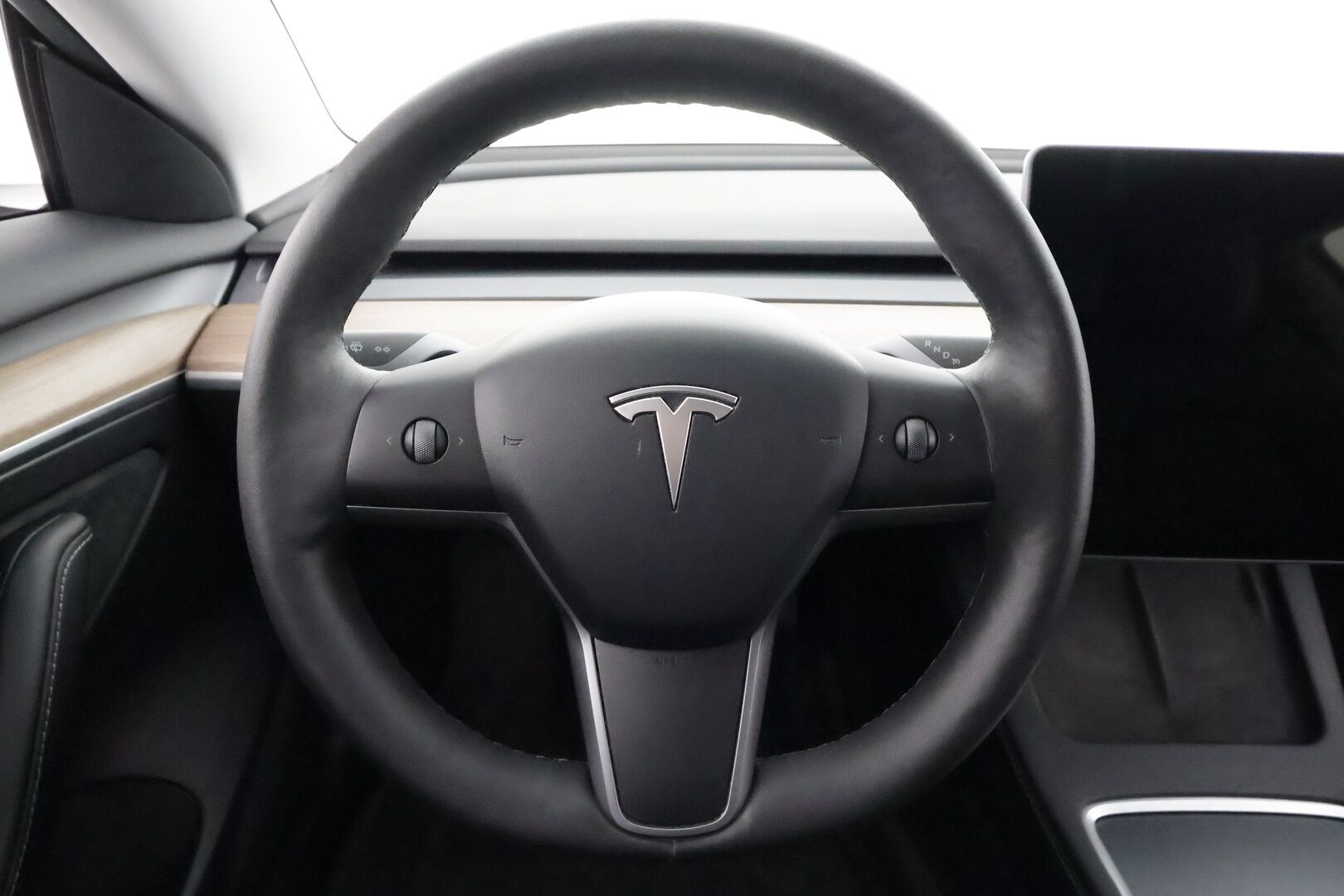 Tesla Model 3 2023 Standard Range Plus RWD - | ILP | Koukku | Lasikatto | ACC | Matrix-LED | P.Kamera | Muistipenkki | Premium Audio | Navi | Kaistavahti | Keyless |