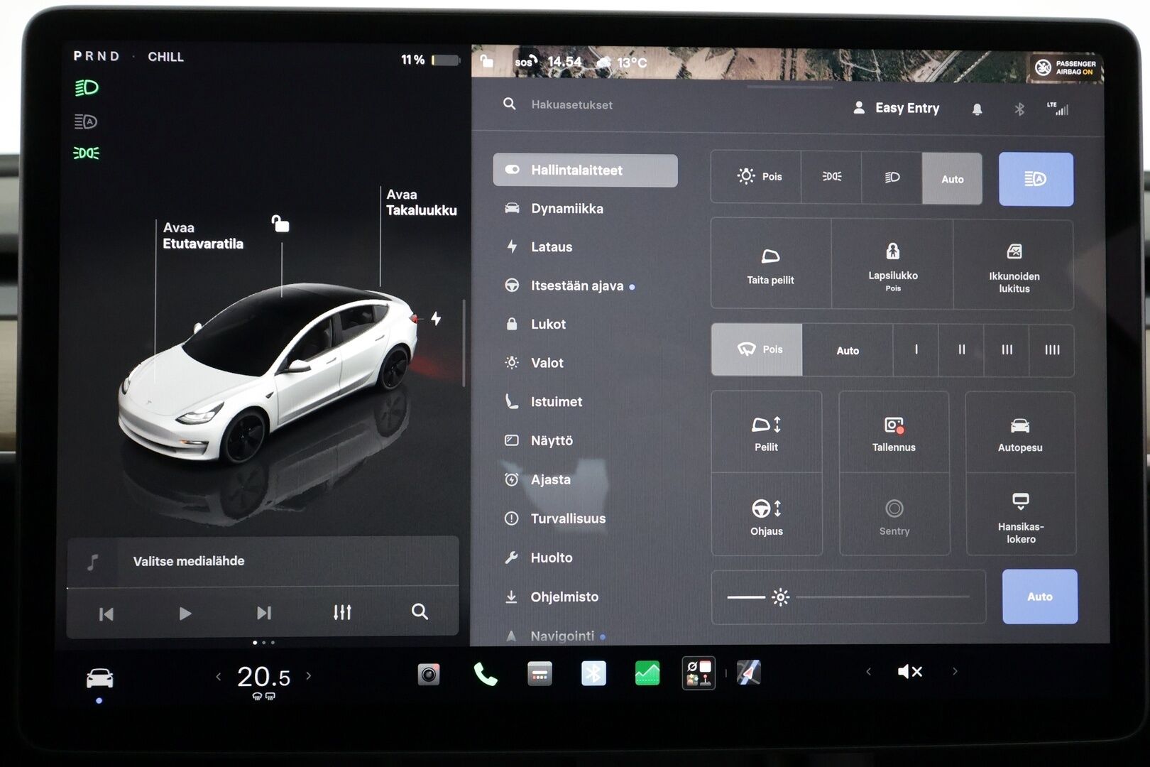 Tesla Model 3 2023 Standard Range Plus RWD - | ILP | Koukku | Lasikatto | ACC | Matrix-LED | P.Kamera | Muistipenkki | Premium Audio | Navi | Kaistavahti | Keyless |
