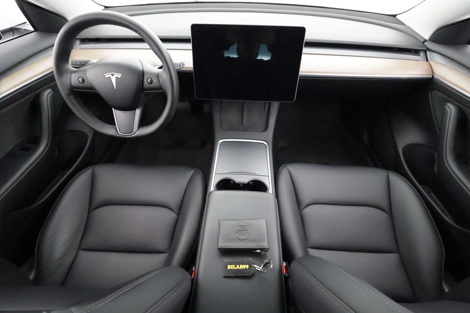 Tesla Model 3 2023 Standard Range Plus RWD - | ILP | Koukku | Lasikatto | ACC | Matrix-LED | P.Kamera | Muistipenkki | Premium Audio | Navi | Kaistavahti | Keyless |