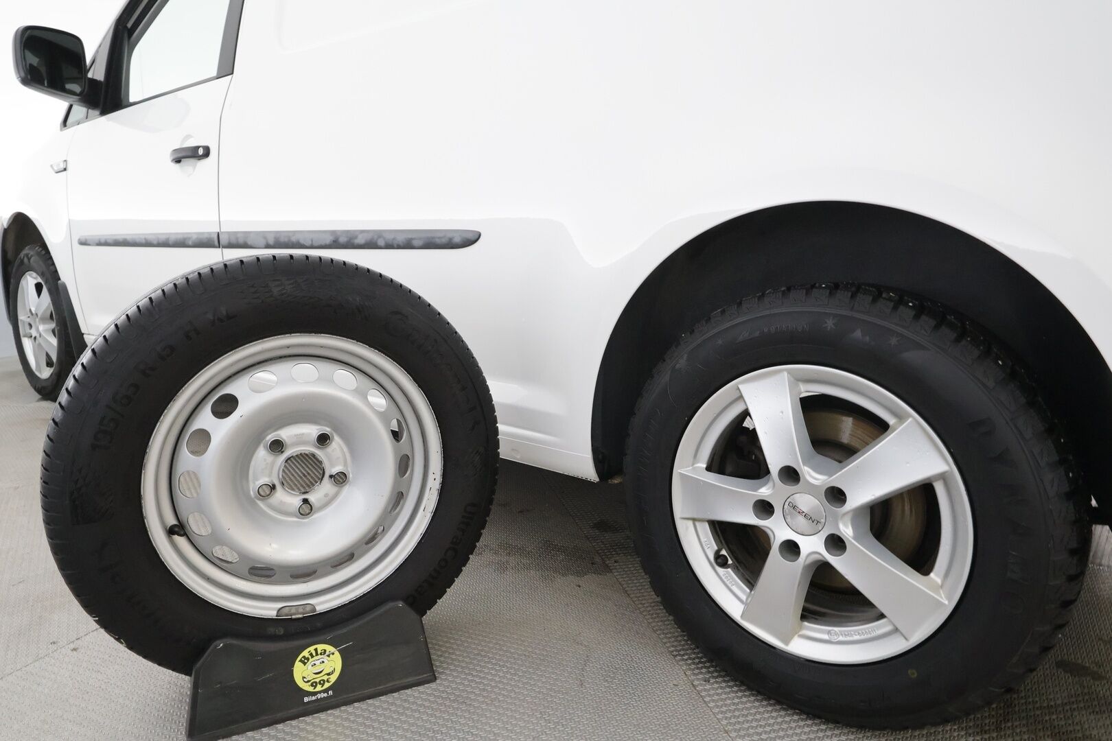 Volkswagen Caddy 2018 Maxi 75 kW DSG * Alv / Vakkari / Ilmastointi / Bluetooth / Koukku *