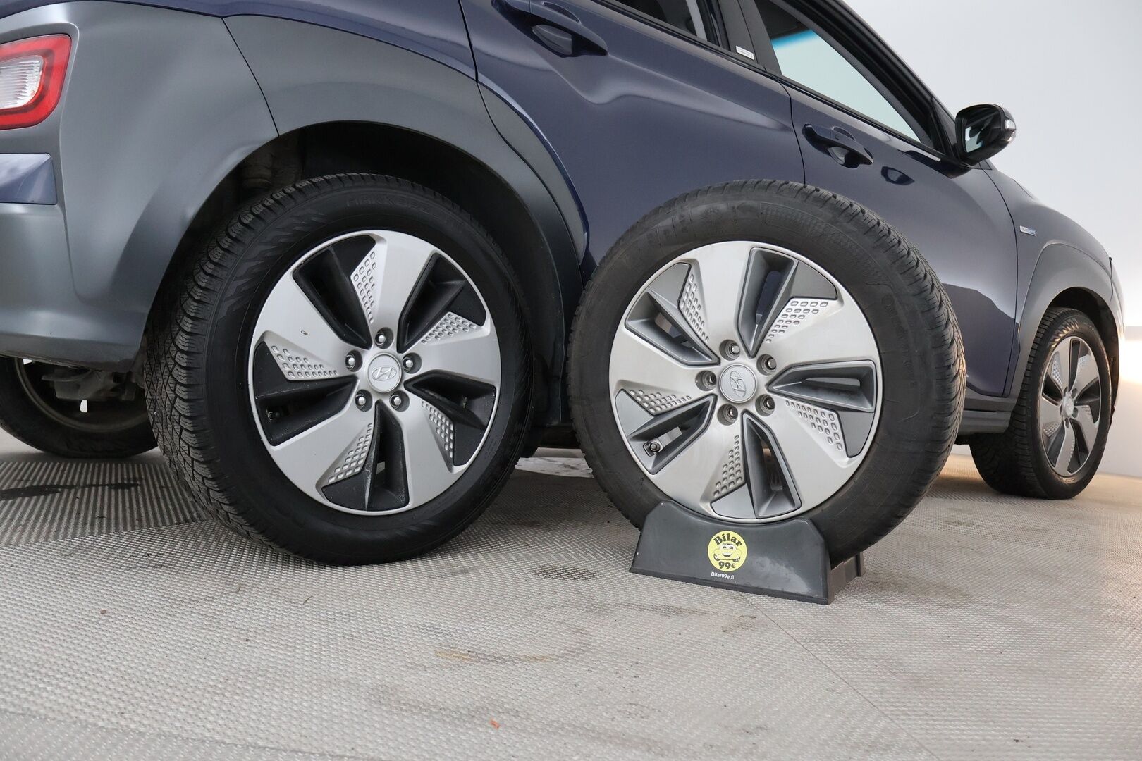 Hyundai KONA 2020 electric 64 kWh 204 hv Comfort - P-kamera | Adapt.vak | 2x renkaat vanteineen | Tulossa myyntiin, kysy lisätiedot myyjältä! - KORKO VAIN 3,99 %
