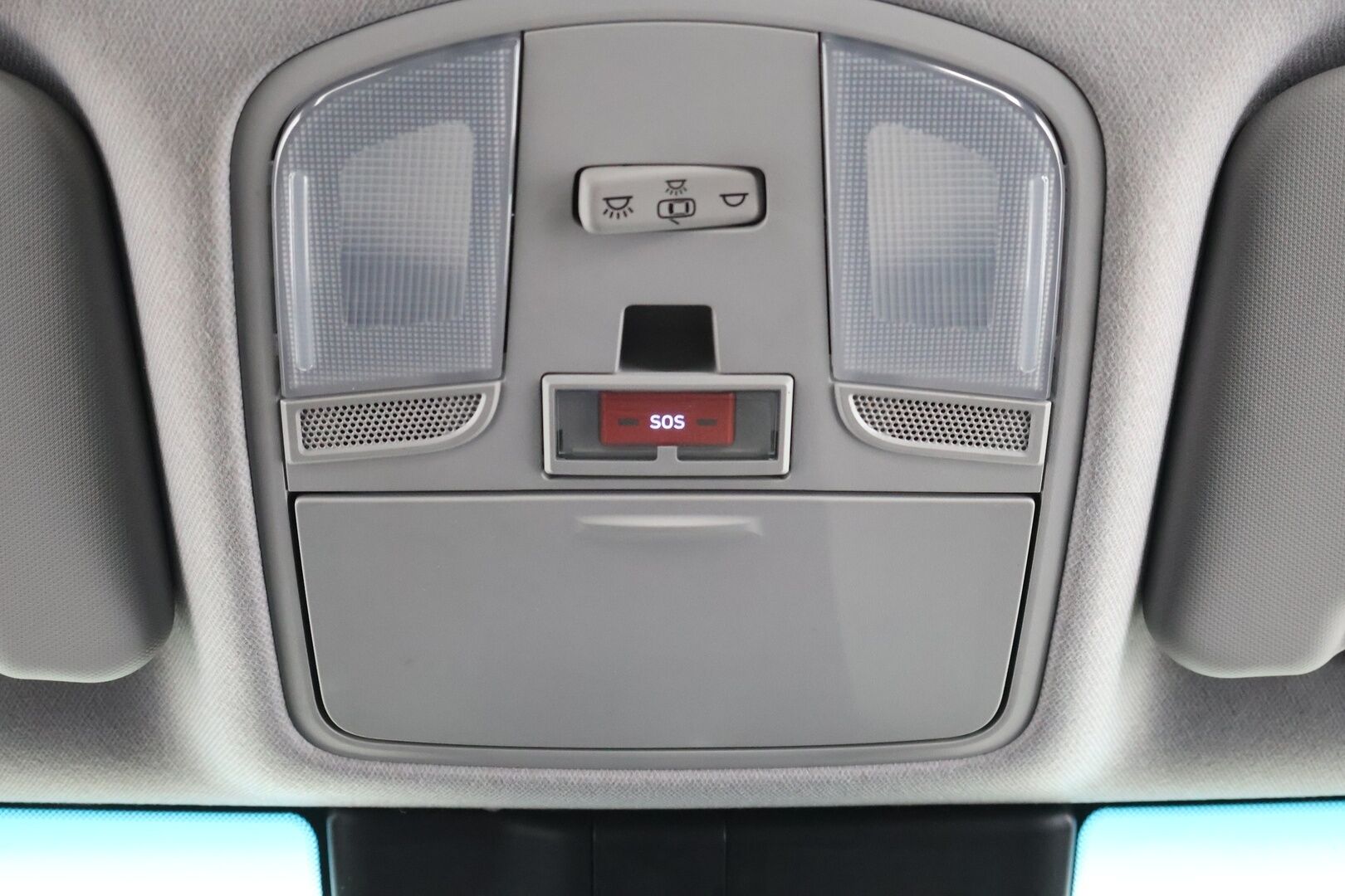 Hyundai KONA 2020 electric 64 kWh 204 hv Comfort - P-kamera | Adapt.vak | 2x renkaat vanteineen | Tulossa myyntiin, kysy lisätiedot myyjältä! - KORKO VAIN 3,99 %