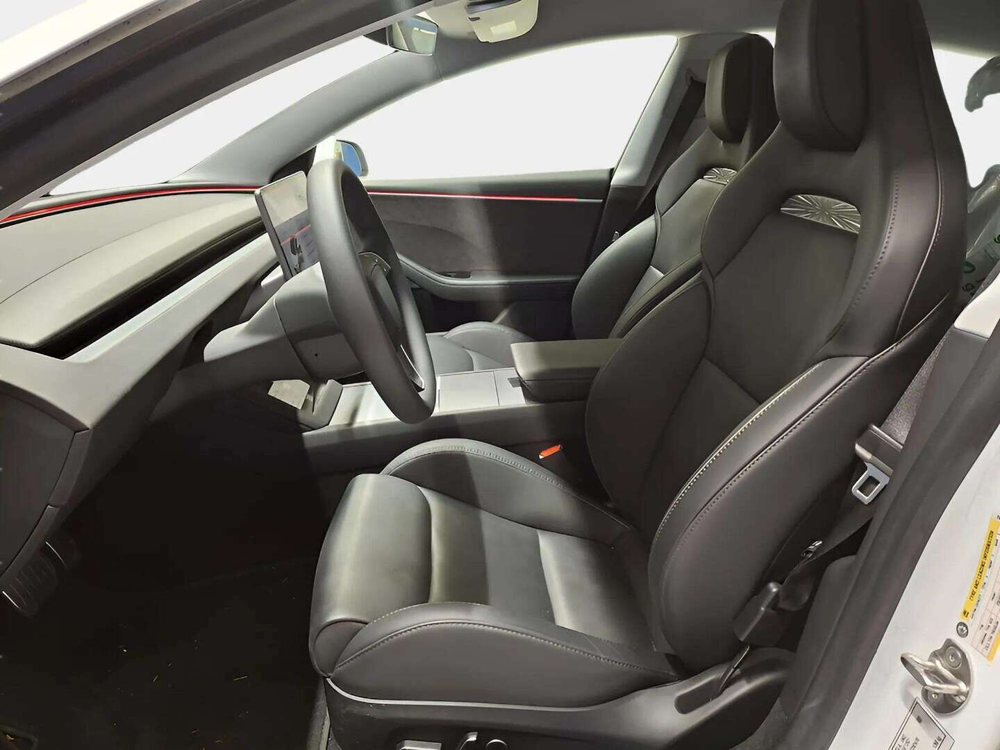 Tesla Model 3 2024 Highland Performance / 1.Om Suomi-auto ACC / ILP / 2xrenkaat vanteineen - HULLU BLACKWEEK KORKOTARJOUS 2,49%