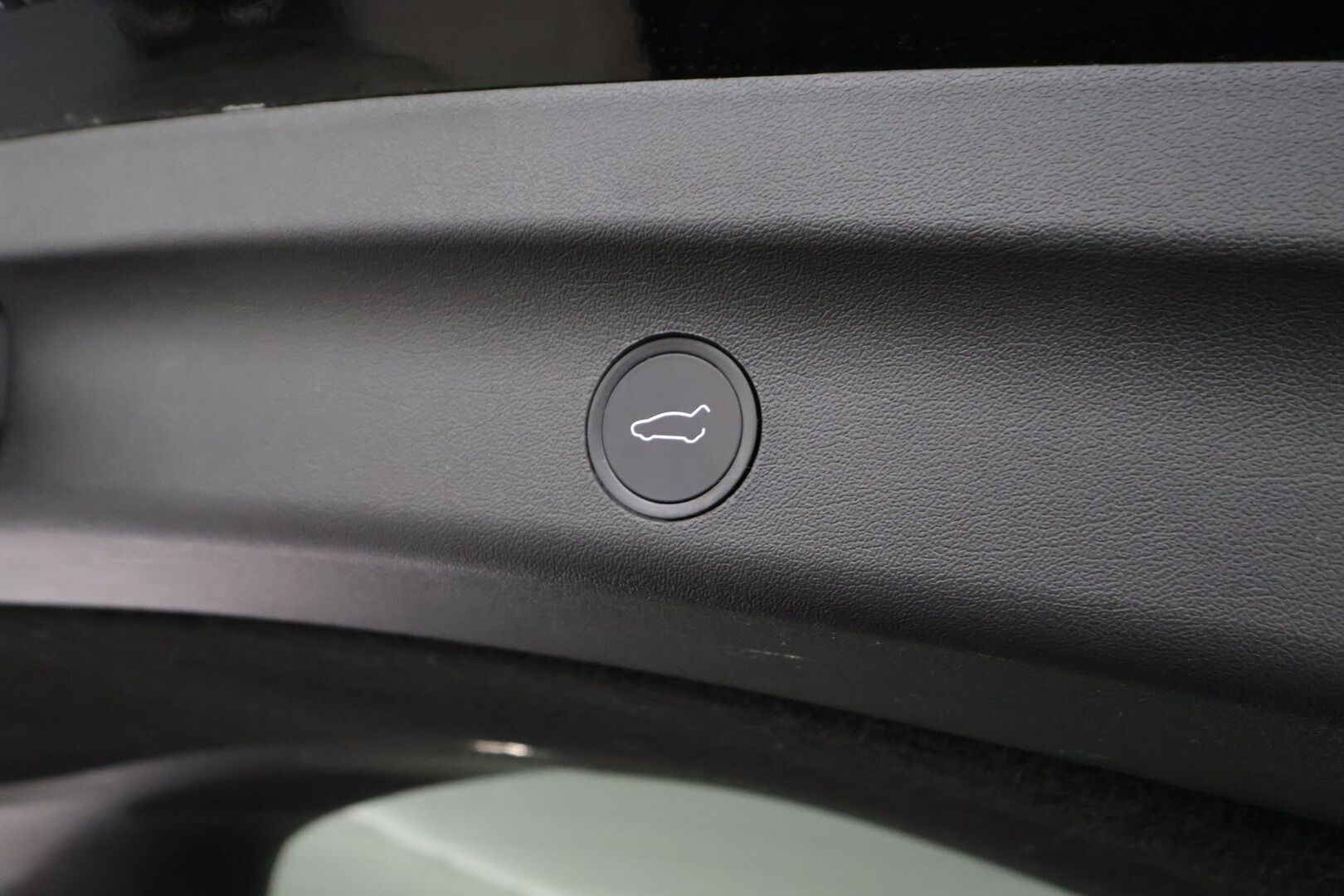 Tesla Model Y 2022 Performance - | ILP | Koukku | Lasikatto | ACC | Matrix-LED | P.kamera | Muistipenkki | Premium Audio | Navi | Kaistavahti | Keyless | 2x Latauskaapelit | - KORKO VAIN 3,99 %