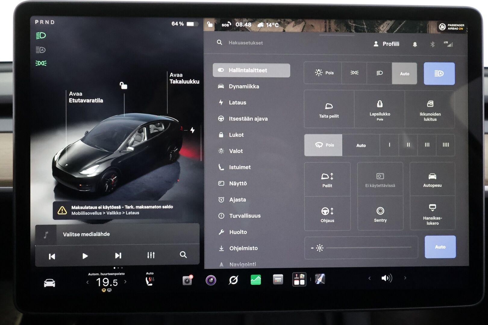 Tesla Model Y 2022 Performance - | ILP | Koukku | Lasikatto | ACC | Matrix-LED | P.kamera | Muistipenkki | Premium Audio | Navi | Kaistavahti | Keyless | 2x Latauskaapelit | - KORKO VAIN 3,99 %