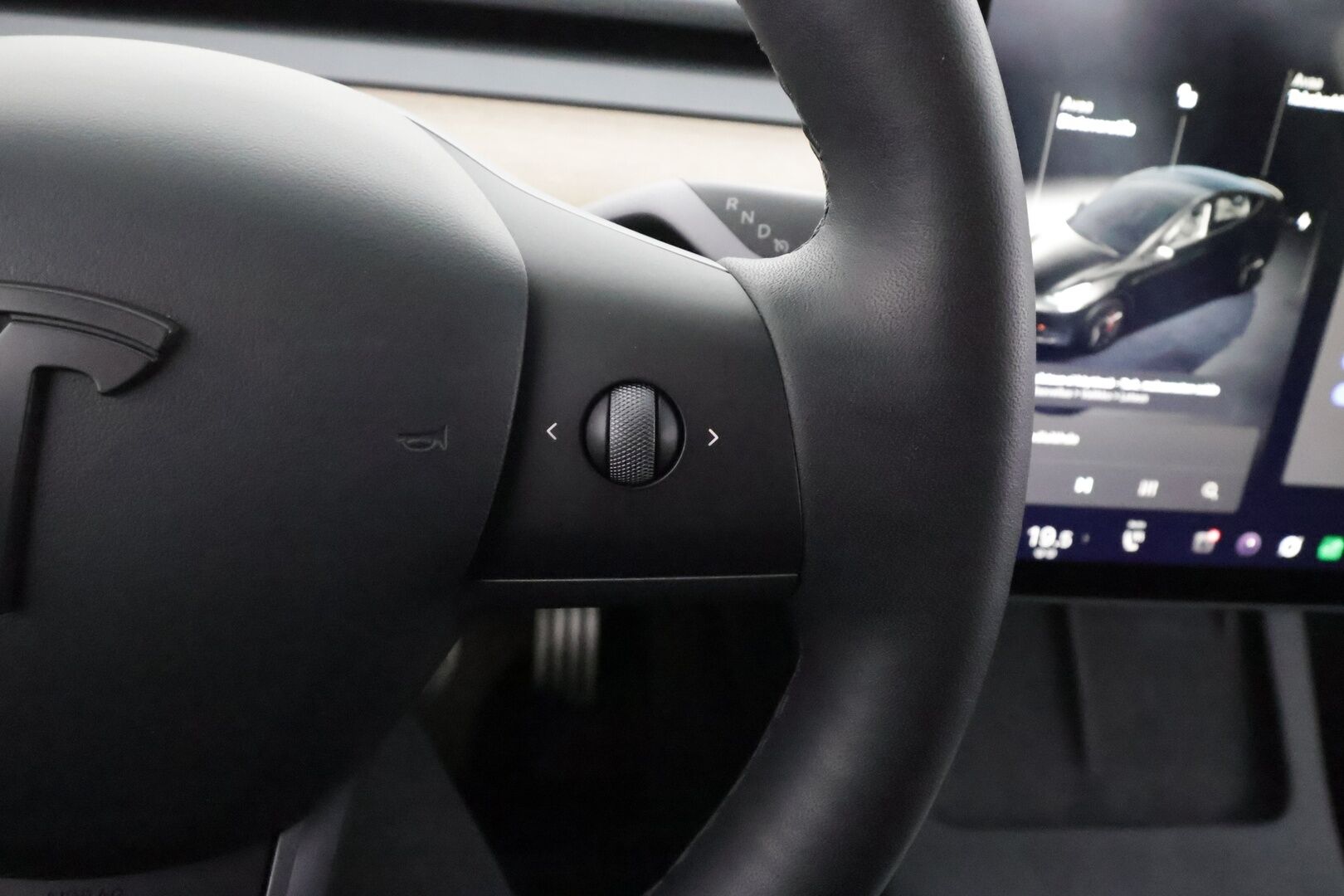 Tesla Model Y 2022 Performance - | ILP | Koukku | Lasikatto | ACC | Matrix-LED | P.kamera | Muistipenkki | Premium Audio | Navi | Kaistavahti | Keyless | 2x Latauskaapelit | - KORKO VAIN 3,99 %