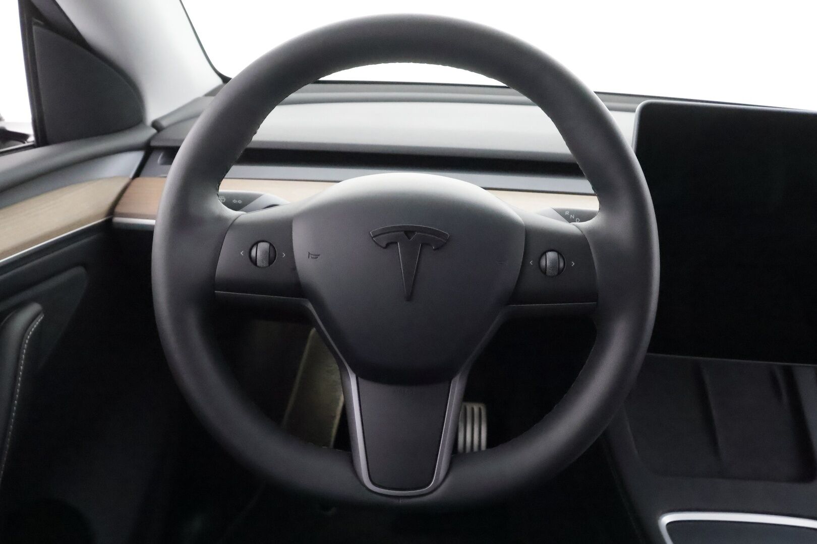 Tesla Model Y 2022 Performance - | ILP | Koukku | Lasikatto | ACC | Matrix-LED | P.kamera | Muistipenkki | Premium Audio | Navi | Kaistavahti | Keyless | 2x Latauskaapelit | - KORKO VAIN 3,99 %