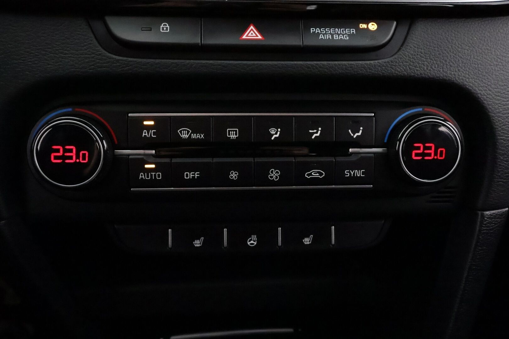 Kia ProCeed 2025 1,5 T-GDI 140hv GT-Line DCT - | ACC | Puolinahat | P.kamera | Lane Assist | Navi | Apple & Android | Lämm. ratti | Lohko+sisälämmitin | Merkkihuollot | 1-om suomiauto |